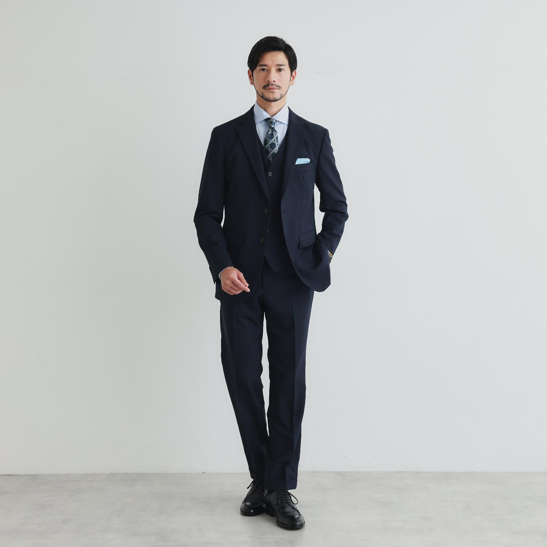 TAKEO KIKUCHI「【Begin12月号掲載】コーデュラ（R）トロピカル ストレッチ スーツ」|スーツ|