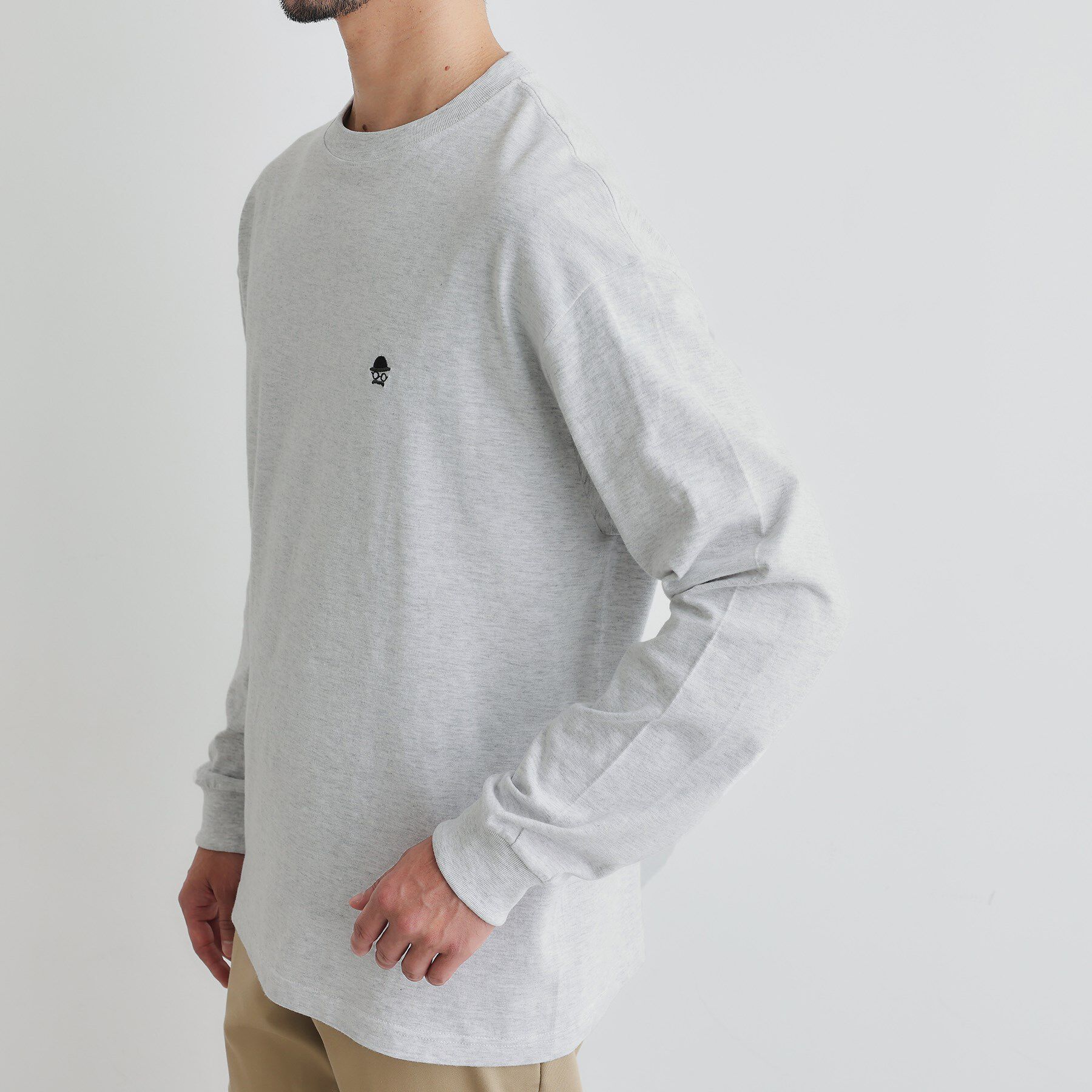 TAKEO KIKUCHI「【LIMITED】ワンポイント刺繍 長袖Tシャツ」|Tシャツ・カットソー|