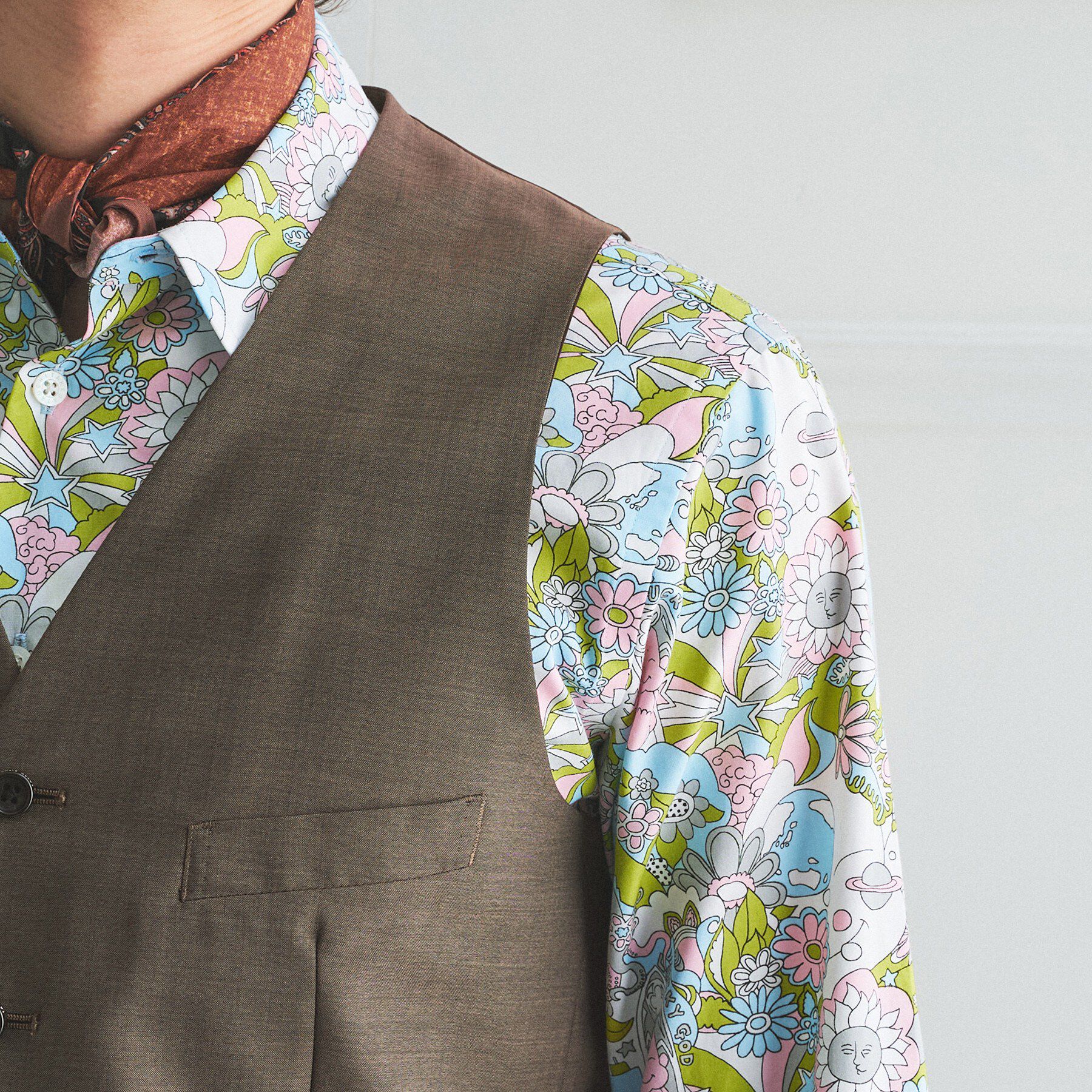 TAKEO KIKUCHI「【BOWLER HAT LABEL】TWトロピカルシャンブレー JAZZベスト」|スーツ|