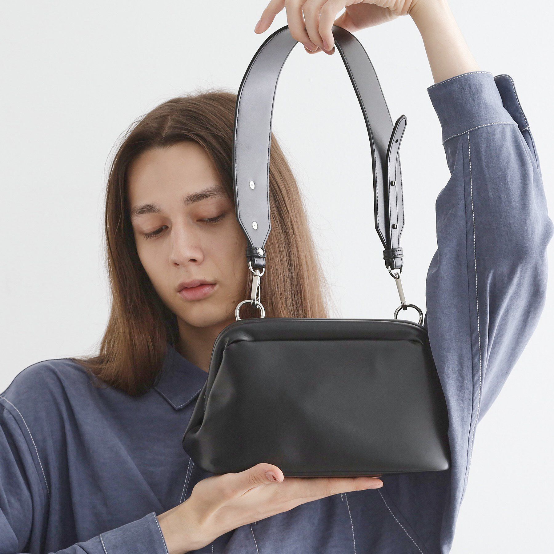 tk.TAKEO KIKUCHI「GAMAGUCHIショルダーバッグ」|ショルダー・メッセンジャー|ブラック(019)