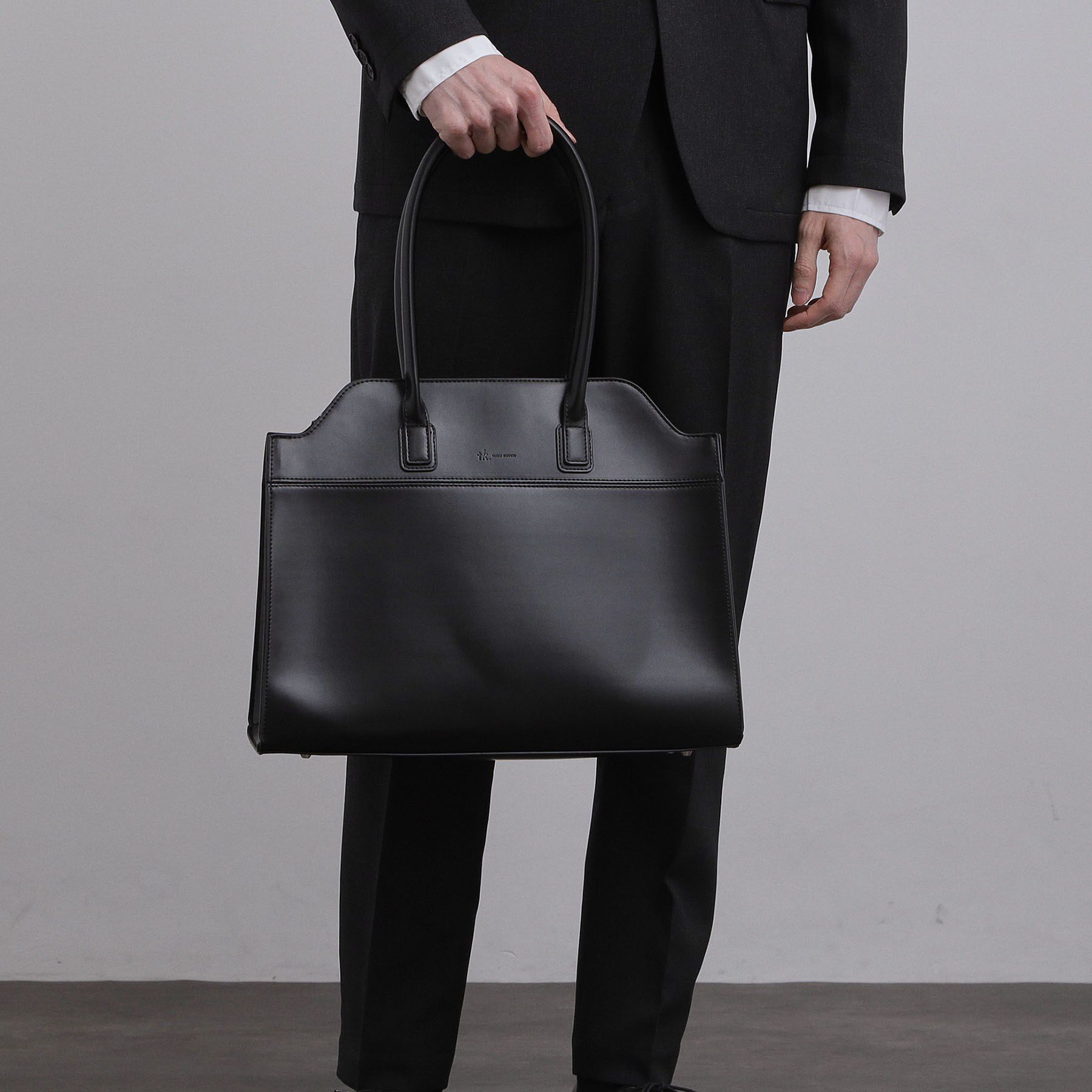 tk.TAKEO KIKUCHI「ボクシートートバッグ」|トートバッグ|ブラック(009)