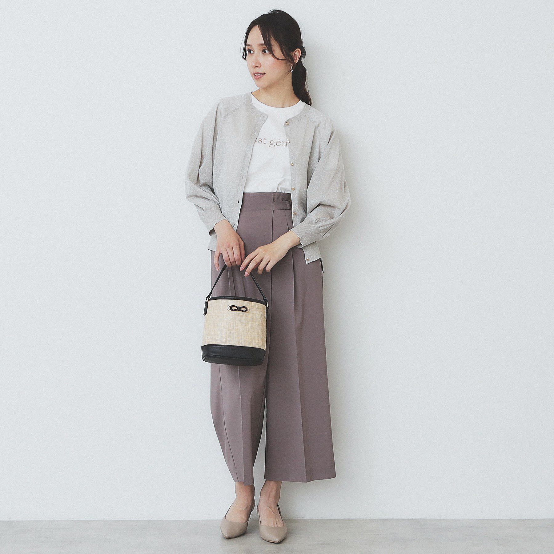 index「パール調刺繍ロゴTシャツ【汗ジミ防止/吸水速乾/接触冷感/UVケア/洗濯機洗い可】」|Tシャツ・カットソー|