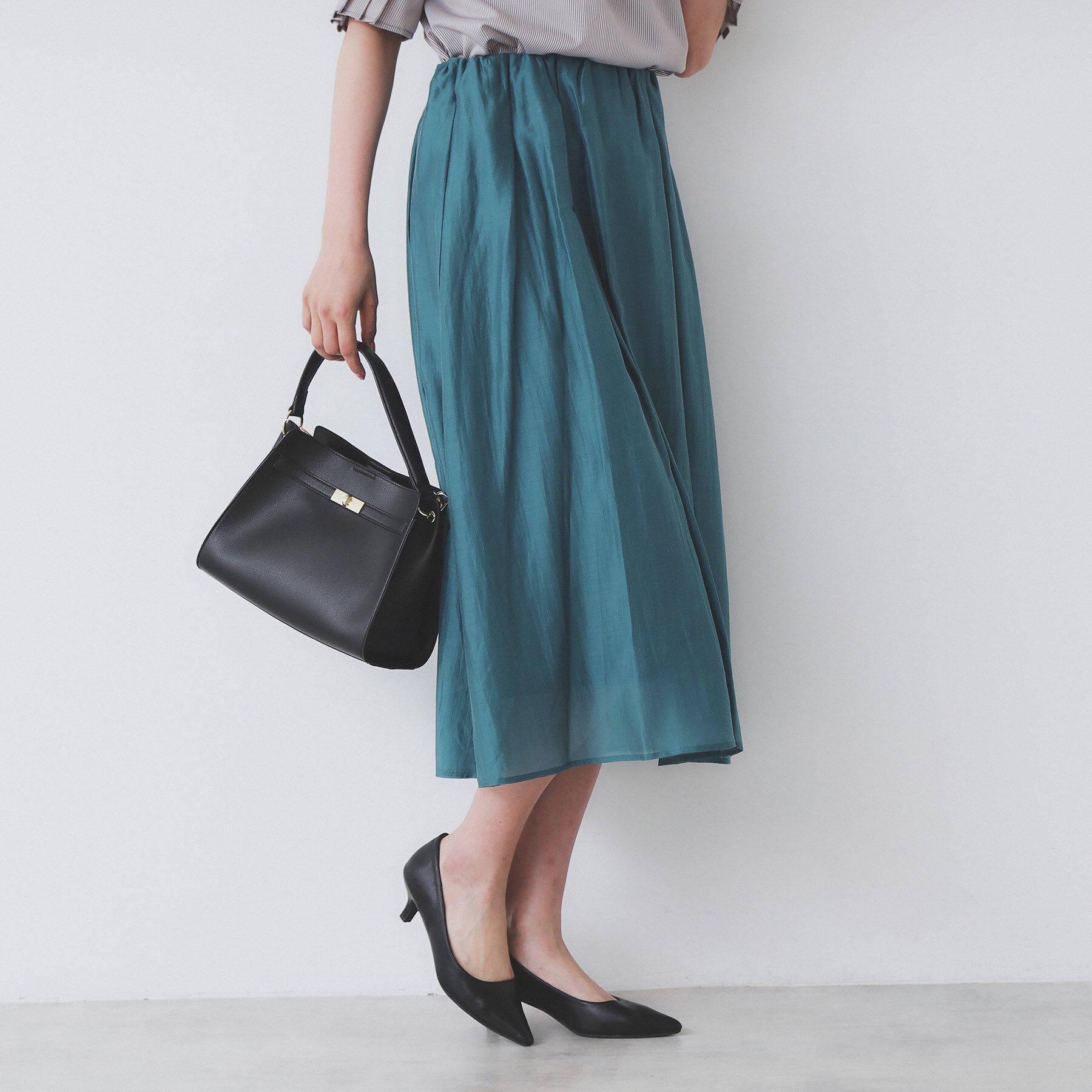 index「シアーギャザーフレアスカート【洗濯機洗い可】」|スカート|ブルーグリーン(09