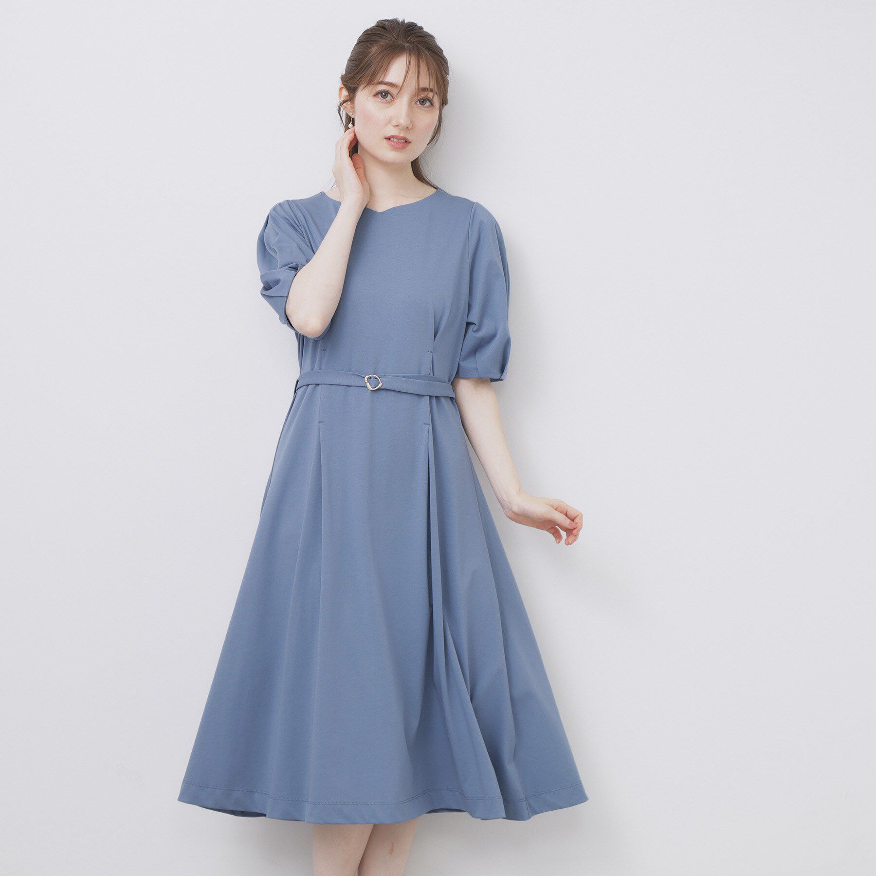 index「ハートネックパフワンピース【洗濯機洗い可/UVケア/接触冷感】」|ワンピース|ブルー(092)