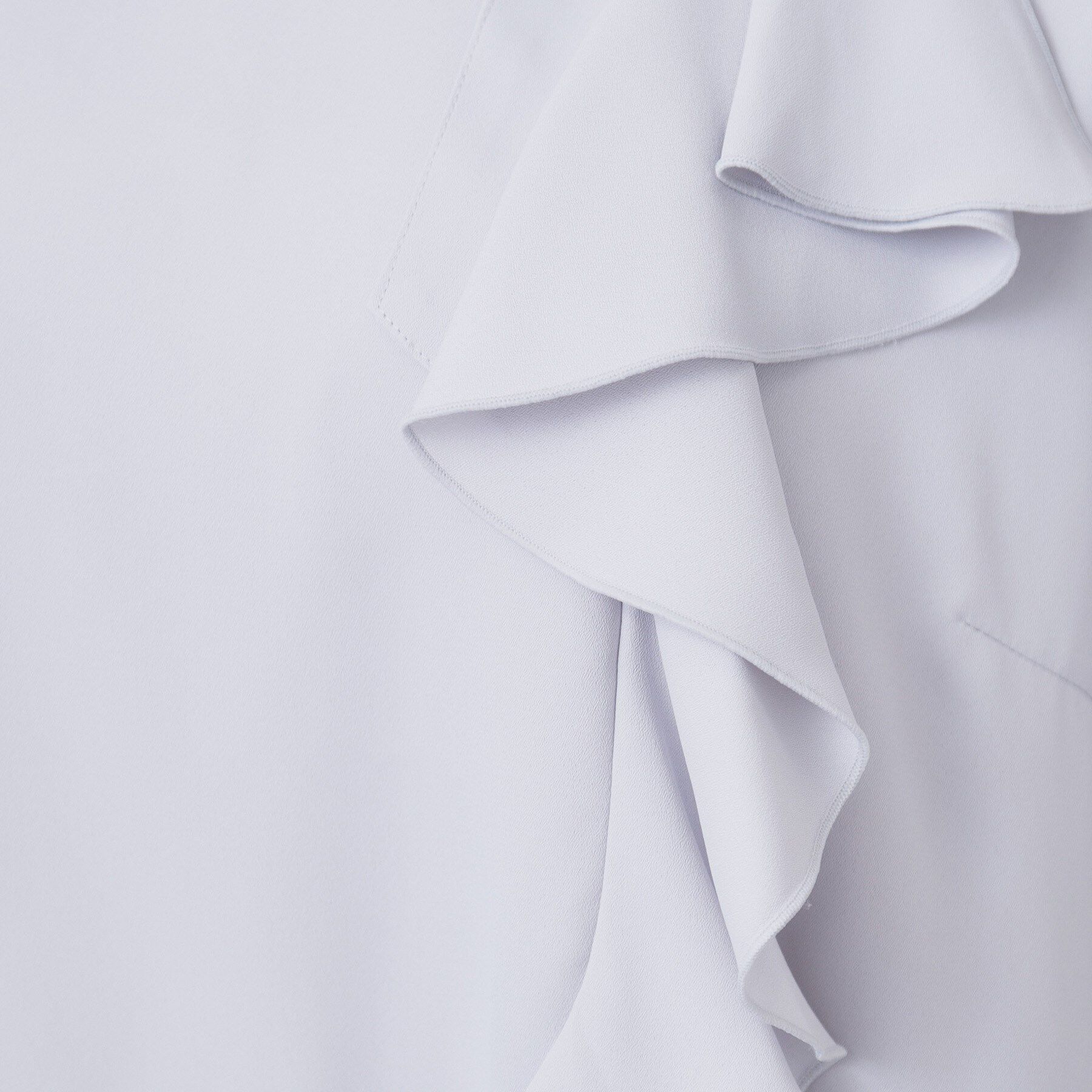 index「ロールカラーアシメフリルリボンブラウス【洗濯機洗い可/イージーアイロン】」|シャツ・ブラウス|