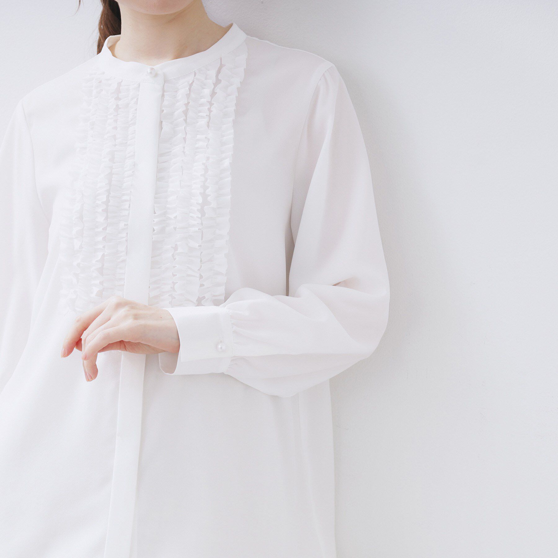 index「バンドカラーフリルブラウス【洗濯機OK/イージーアイロン】」|シャツ・ブラウス|