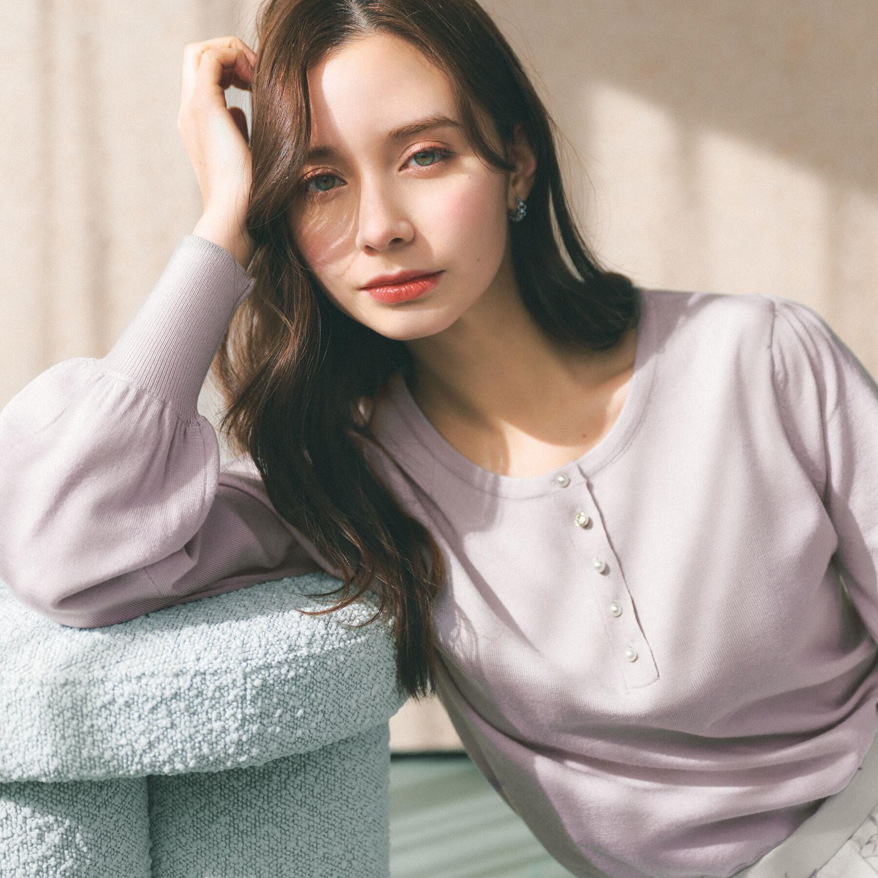 index「ビジューボタンヘンリーネックニット【洗濯機OK】」|ニット・セーター|