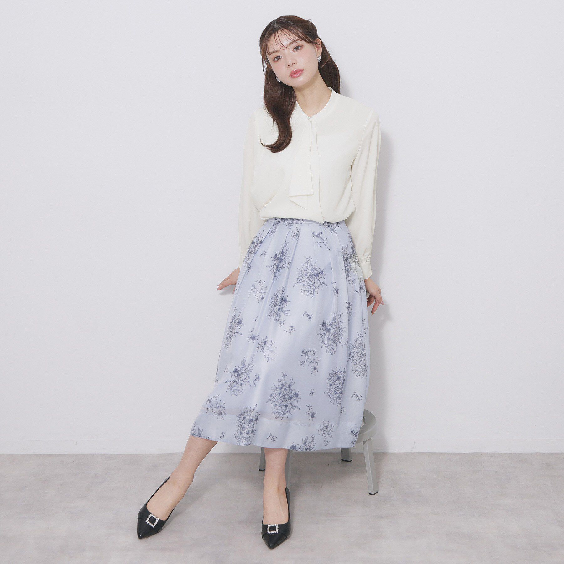 index「アシンメトリーボウタイブラウス【洗濯機OK/イージーアイロン/防シワ】《XS～LL》」|シャツ・ブラウス|