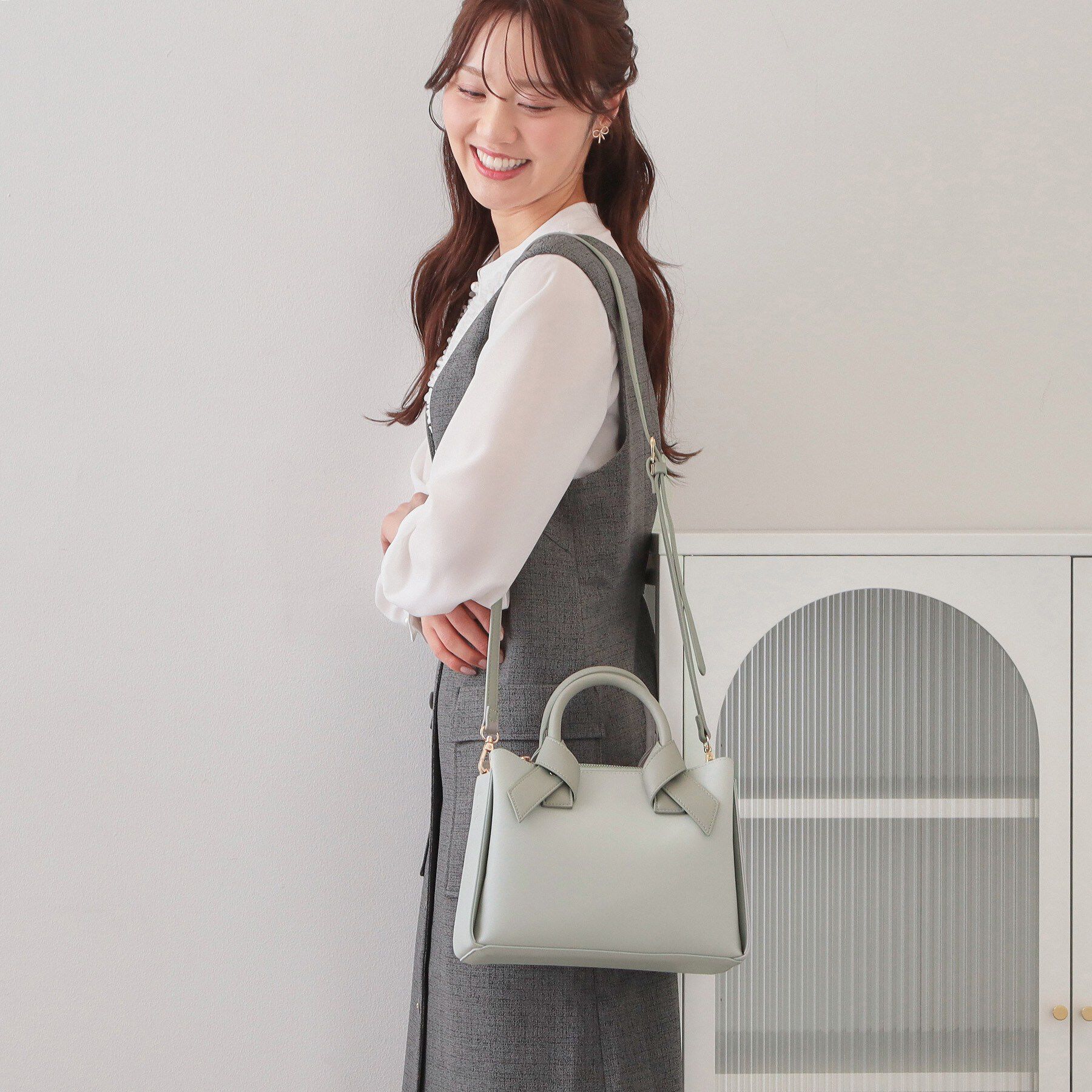 index「2WAYバイカラーリボンハンドル合皮ミドルトートバッグ」|トートバッグ|