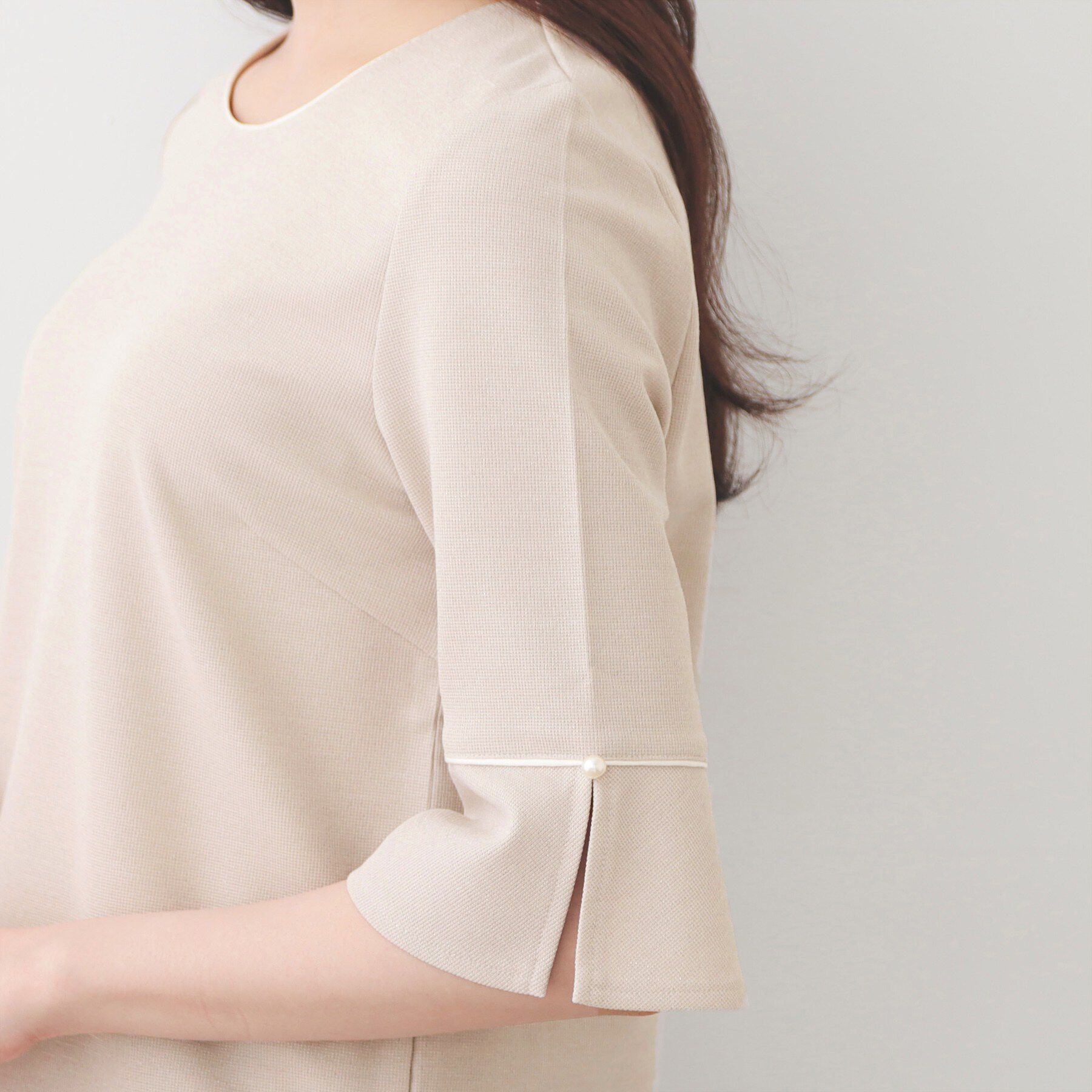 index「フレアスリーブバイカラートップス【洗濯機OK/接触冷感/UVケア】」|Tシャツ・カットソー|