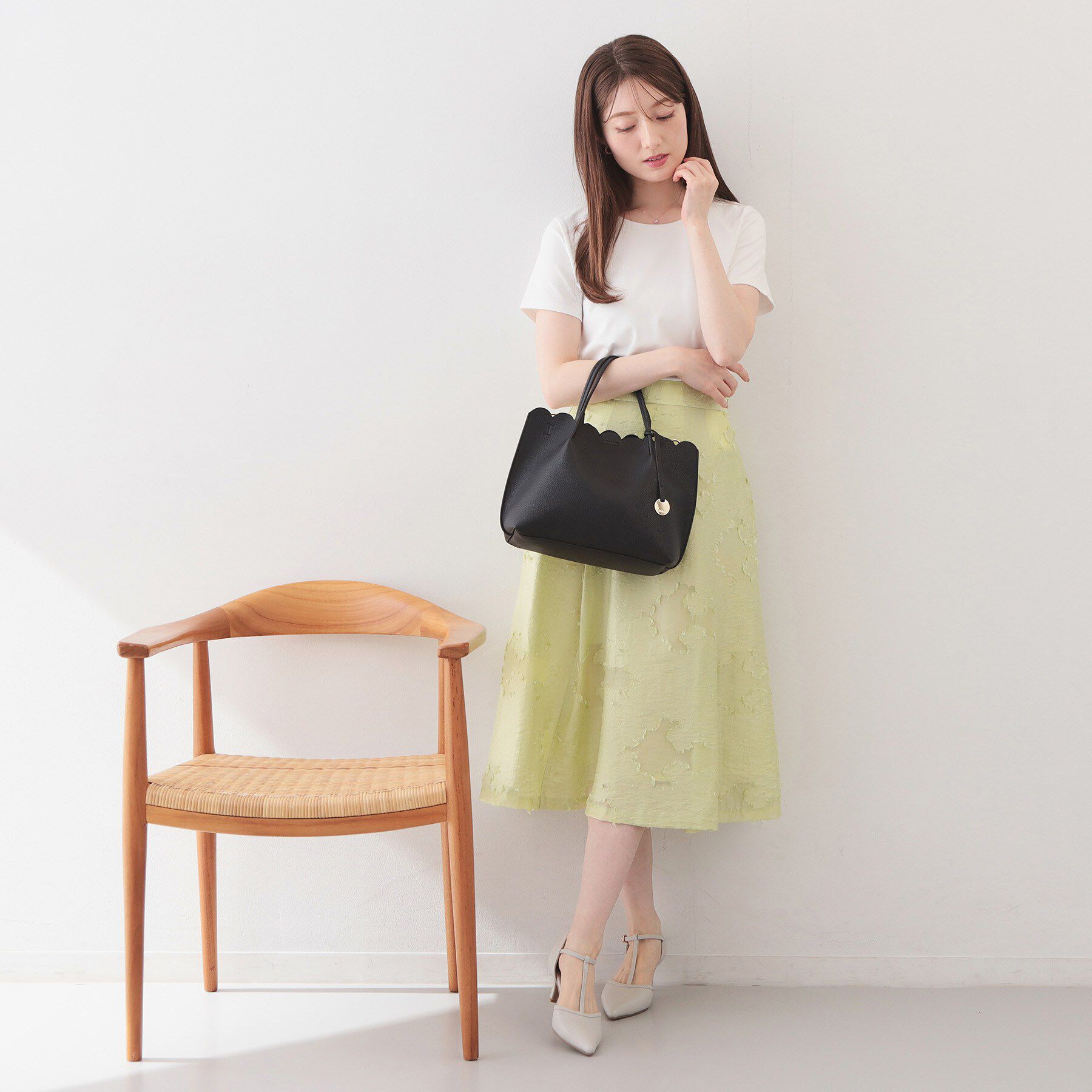 index「【2WAY】軽量合皮スカラップデザインミドルトートバッグ」|トートバッグ|