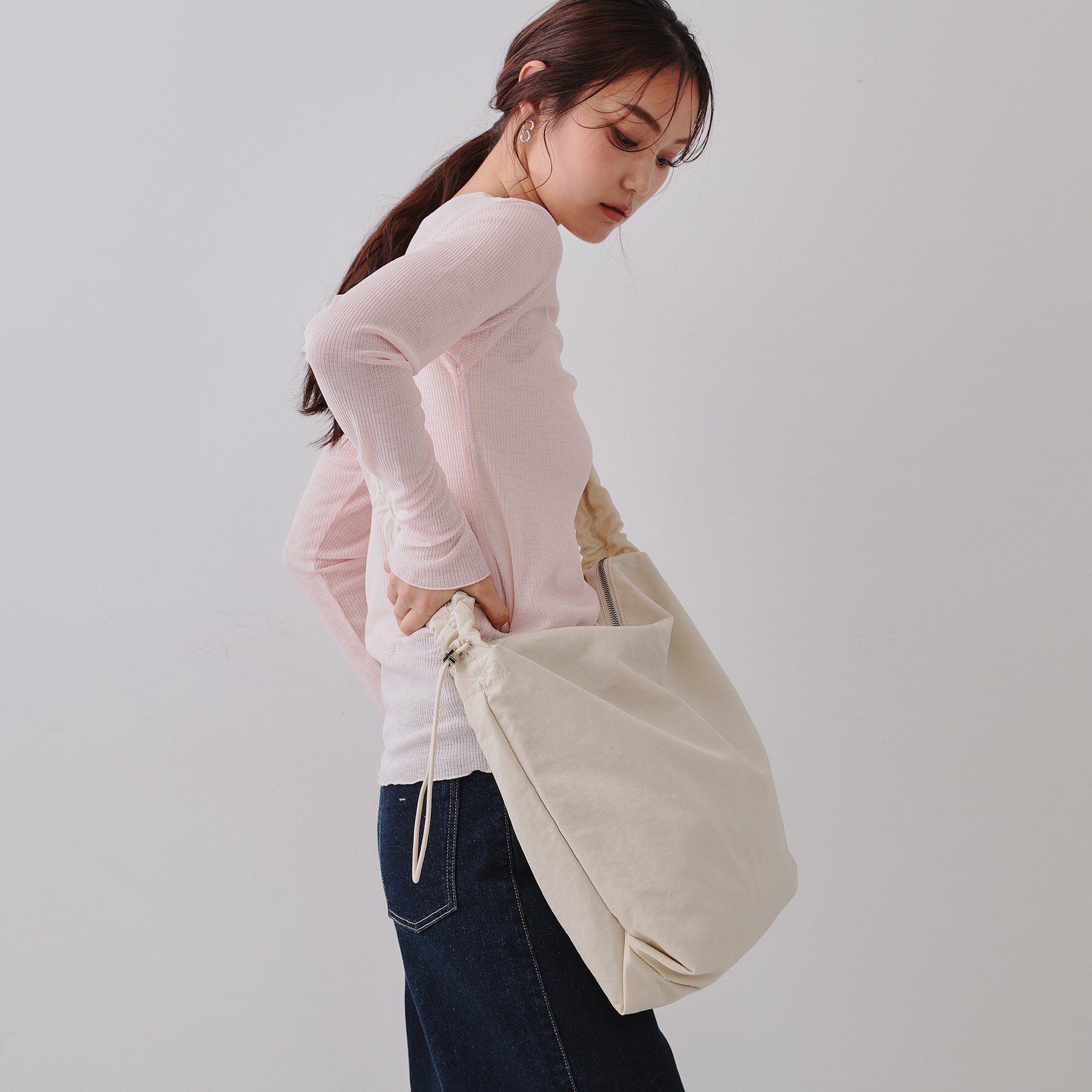 OPAQUE.CLIP「【2WAY／A4サイズ対応】ドロストギャザーフリルハンドルワンショルダーバッグ」|ショルダー・メッセンジャー|