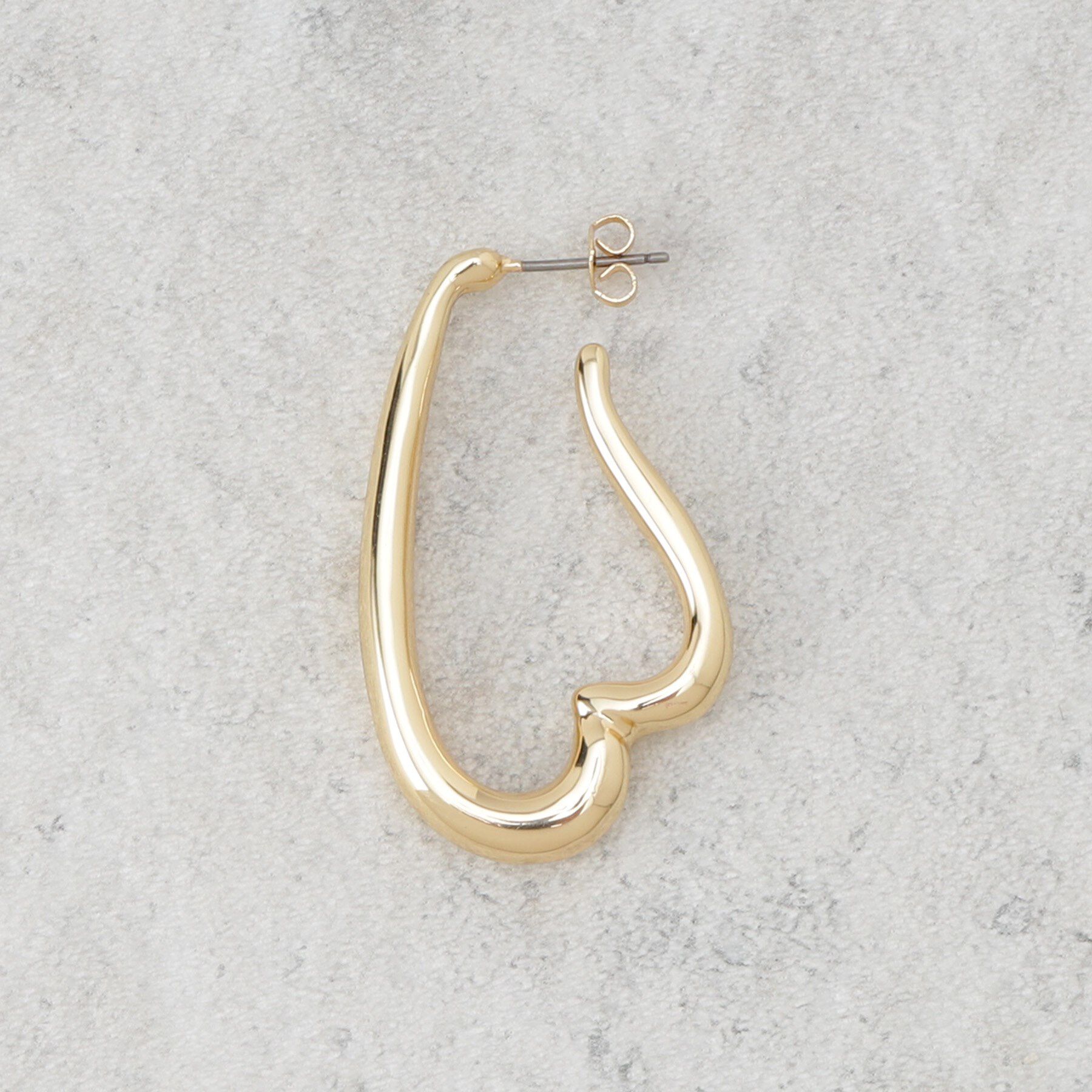 OPAQUE.CLIP「変型ハートピアス」|ピアス|