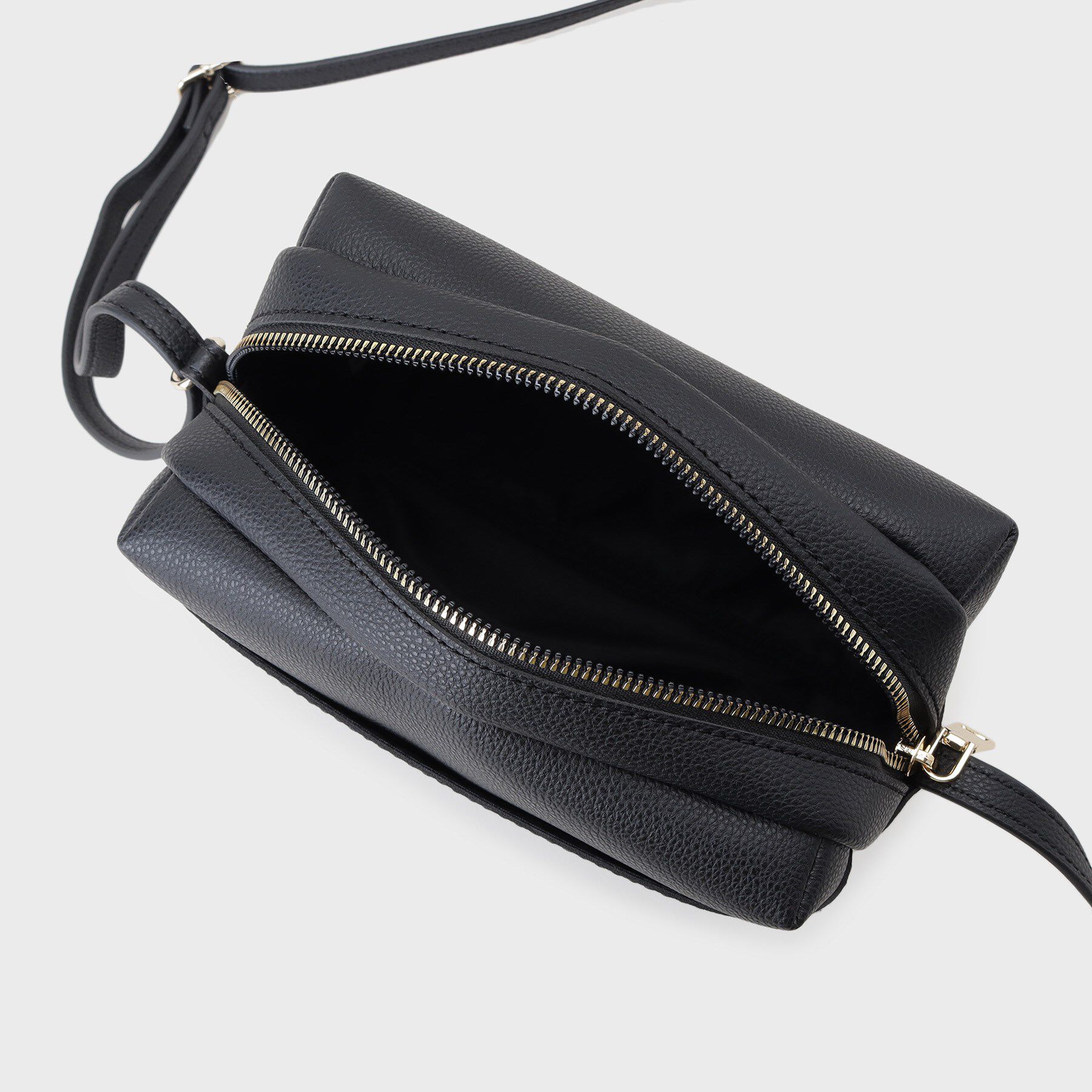 OPAQUE.CLIP「【長さ調節可能】ラウンドスクエアマチ付きミニショルダーバッグ」|ショルダー・メッセンジャー|