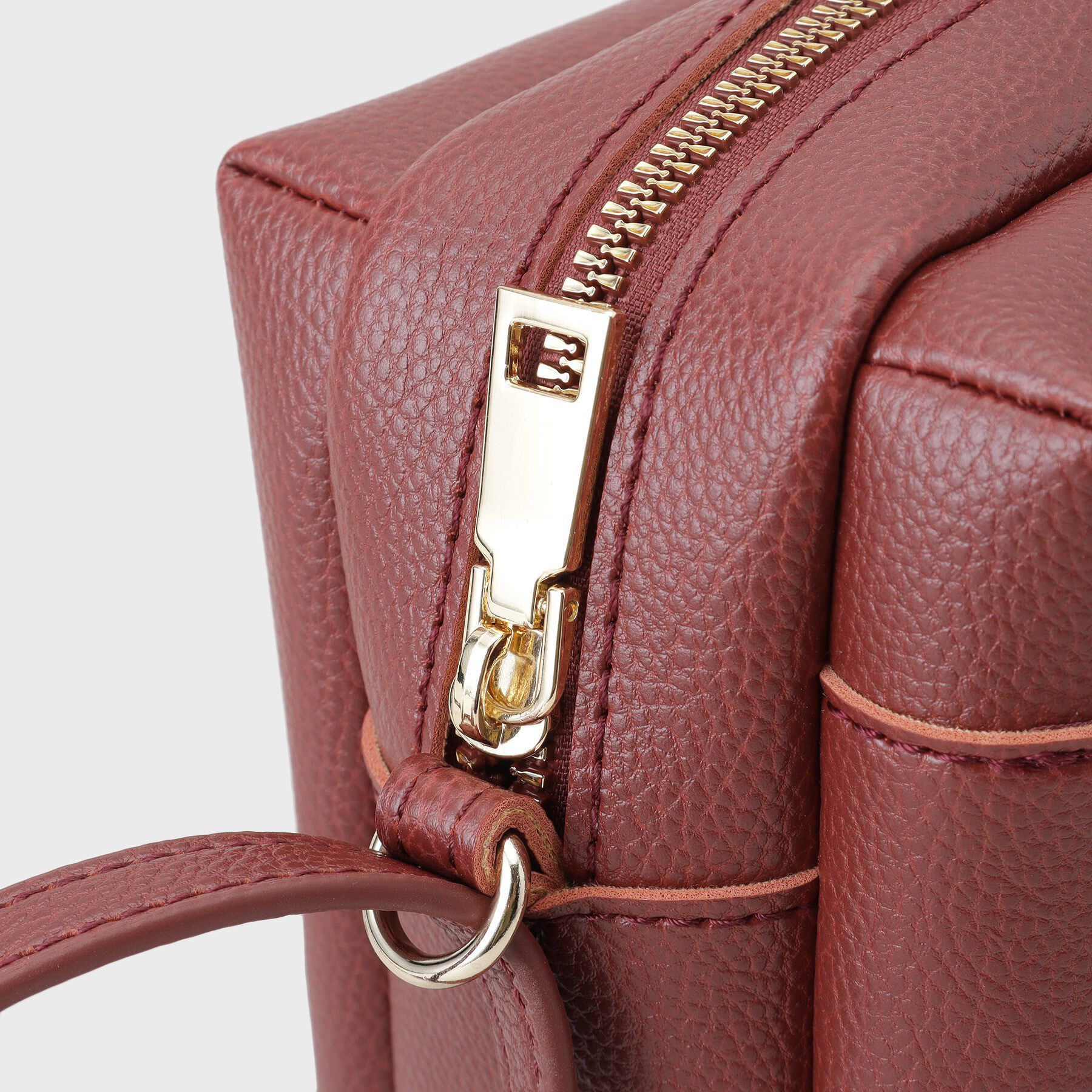 OPAQUE.CLIP「【長さ調節可能】ラウンドスクエアマチ付きミニショルダーバッグ」|ショルダー・メッセンジャー|