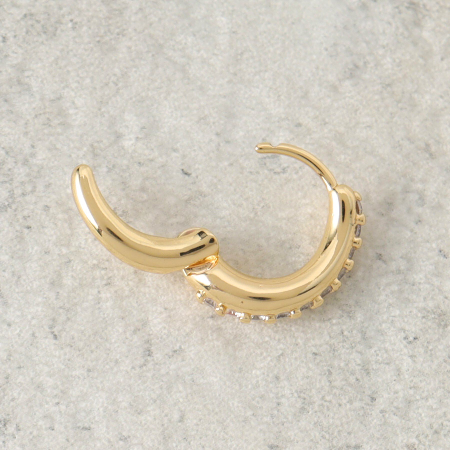 OPAQUE.CLIP「ワンタッチ キラビジューピアス」|ピアス|