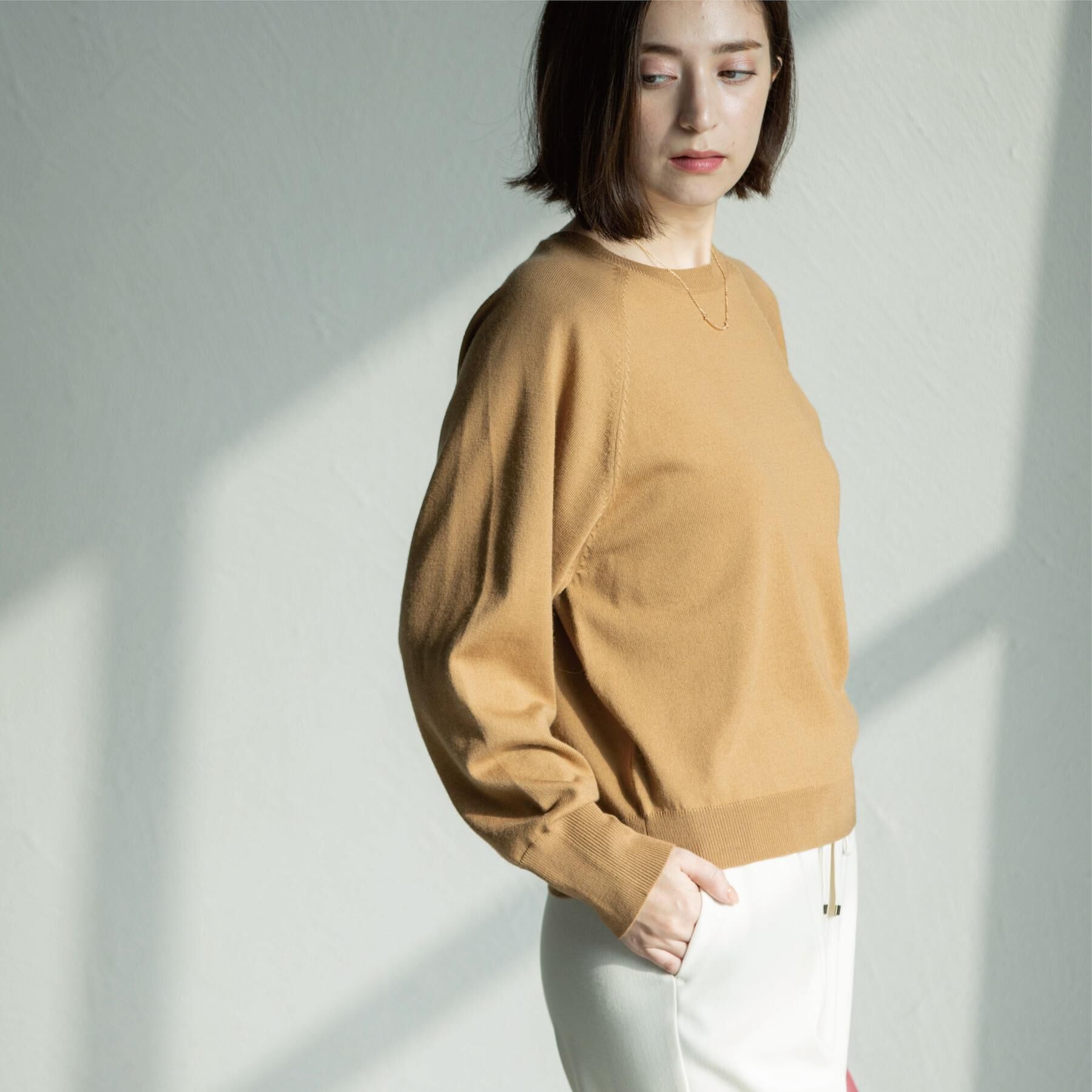 OPAQUE.CLIP「ラグランクルーネックニット/エクストラファインメリノウール【THEシリーズ/洗濯機OK】」|ニット・セーター|