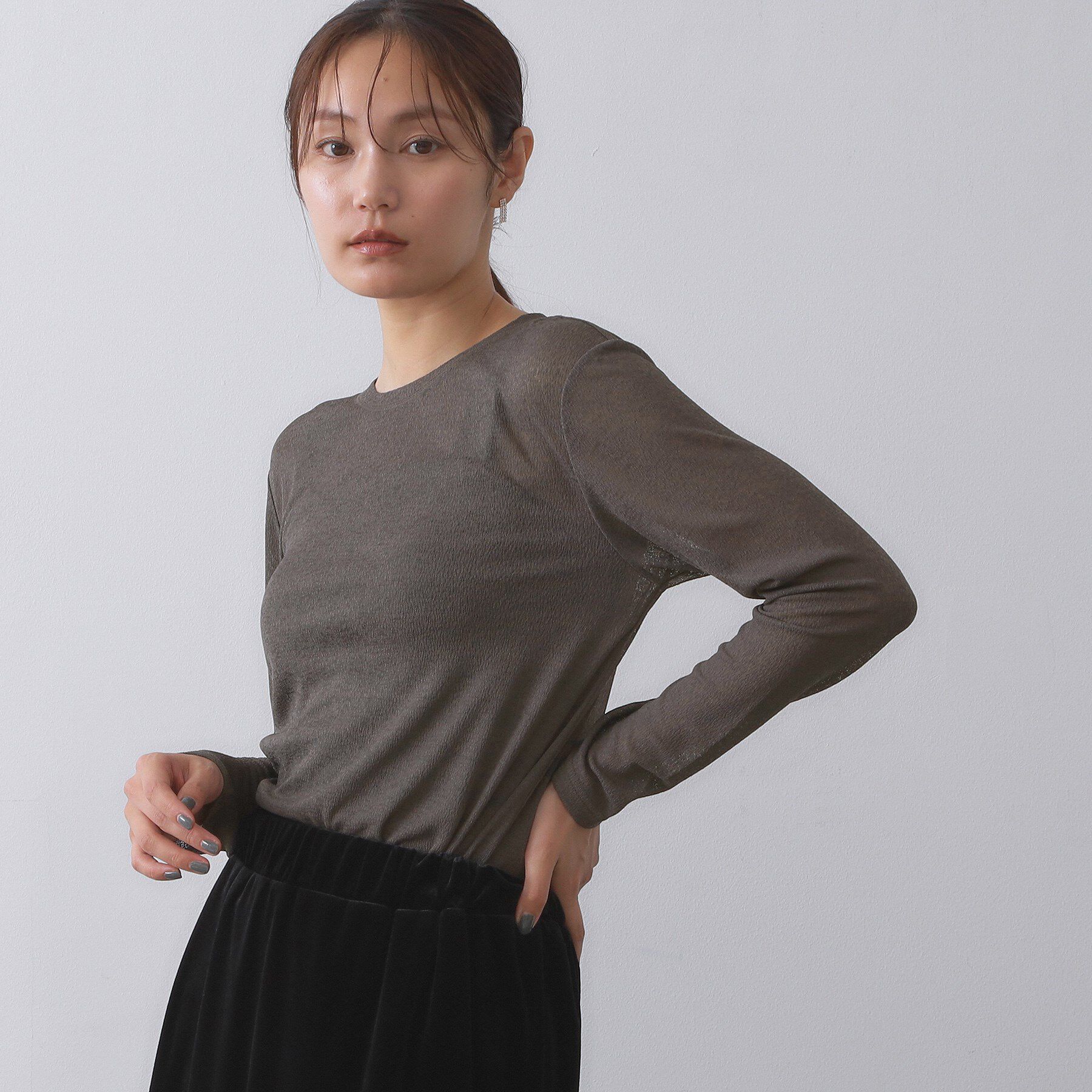 OPAQUE.CLIP「シアーラウンドネックカットソー【洗濯機洗い可】」|Tシャツ・カットソー|チャコールグレー(0