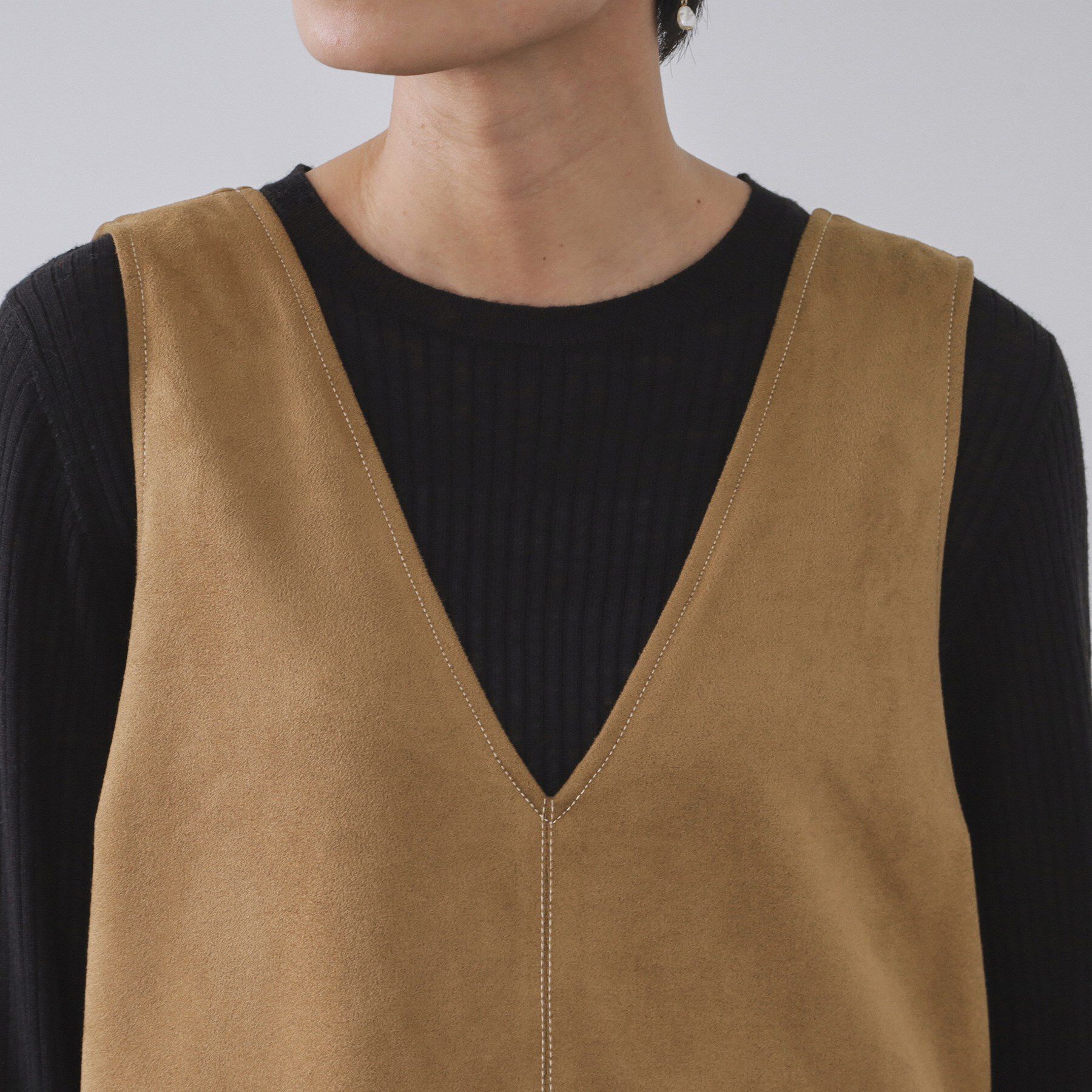 OPAQUE.CLIP「スエードライクVネックジャンドレ【洗濯機OK】」|ワンピース|