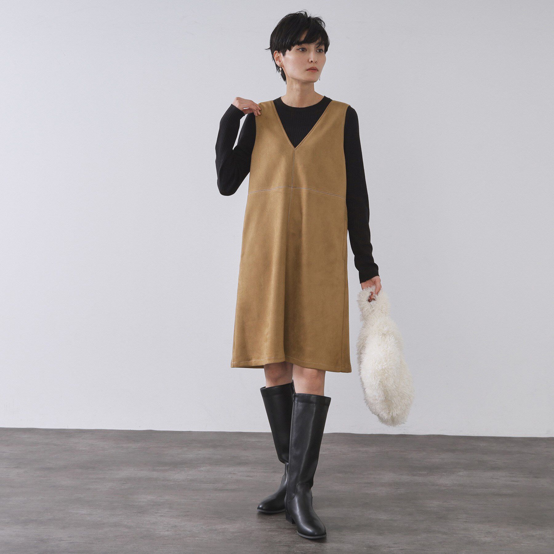 OPAQUE.CLIP「スエードライクVネックジャンドレ【洗濯機OK】」|ワンピース|