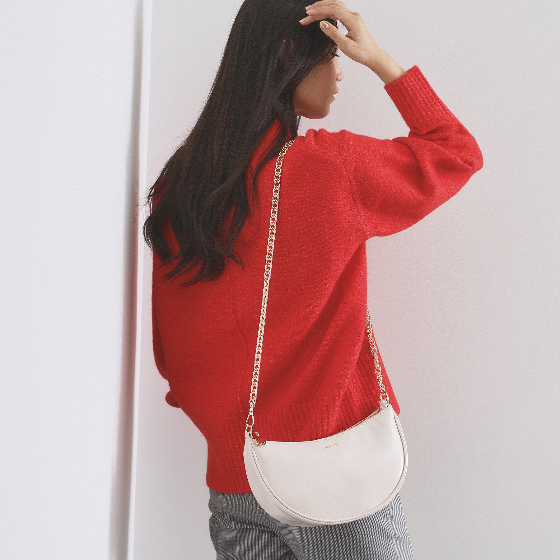 OPAQUE.CLIP「【2WAY】オイル調合皮チェーンハンドルムーンミドルバッグ」|ハンドバッグ|