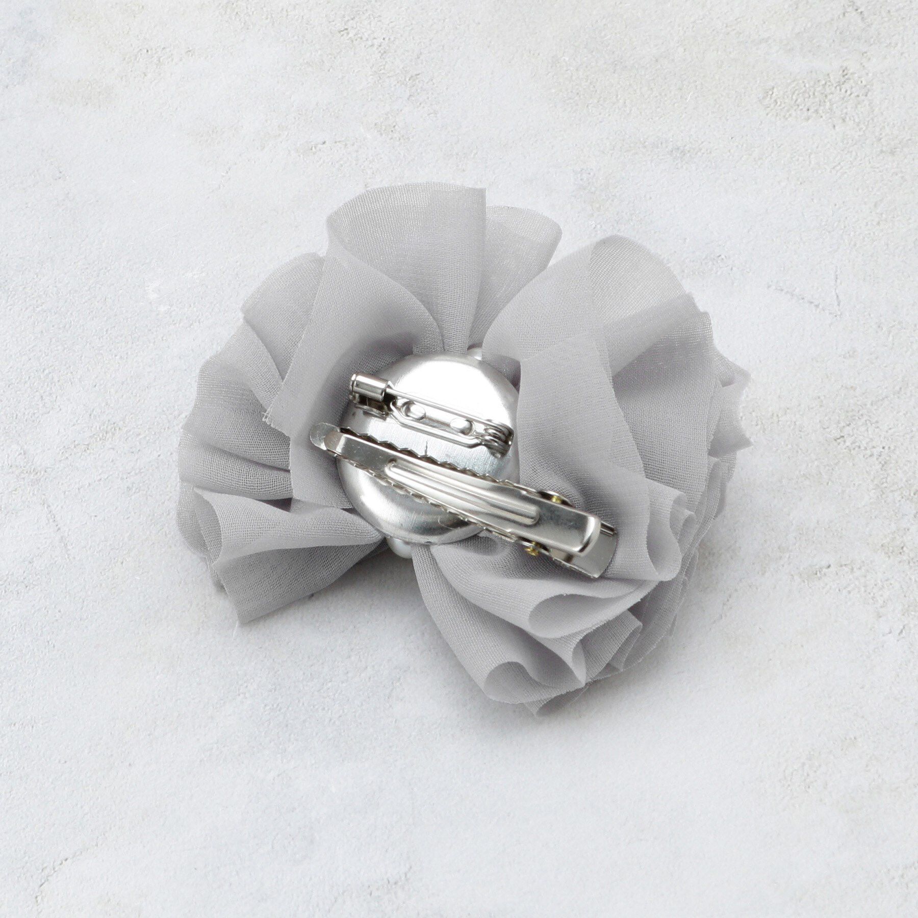 OPAQUE.CLIP「シフォン&times;フェイクパール リボン型コサージュ」|ブローチ・コサージュ|