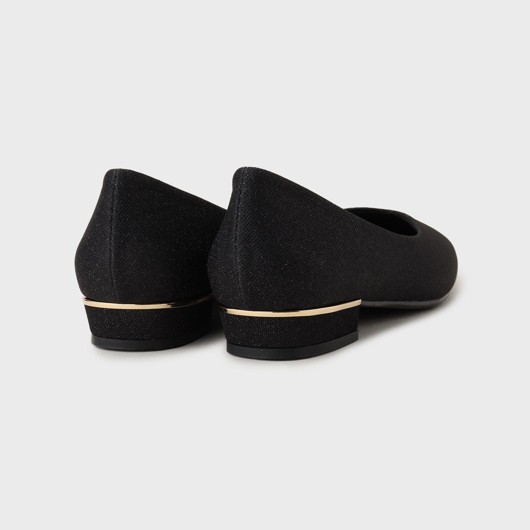 OPAQUE.CLIP「メタルパーツVフラットパンプス【抗菌防臭加工／生活防水】」|パンプス|