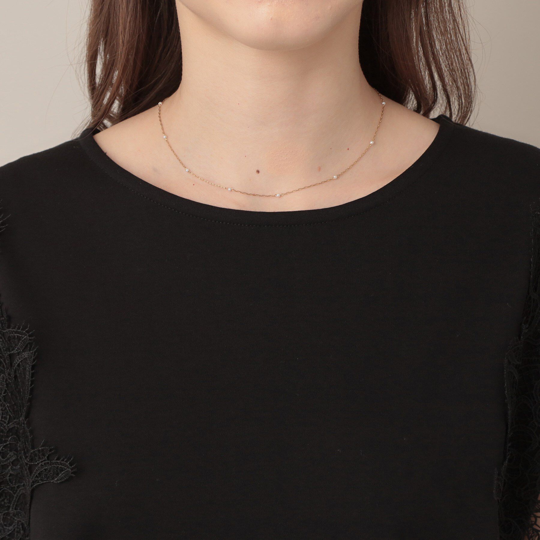 Couture broach「【マシンウォッシャブル・UVケア・接触冷感】フレンチ肩レースカットソー」|Tシャツ・カットソー|