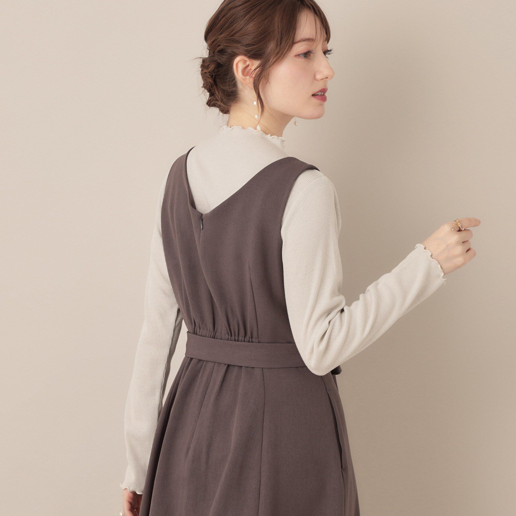 Couture broach「【ほんのりシアー・きれいめ】サステナブル テレコインナートップス」|Tシャツ・カットソー|