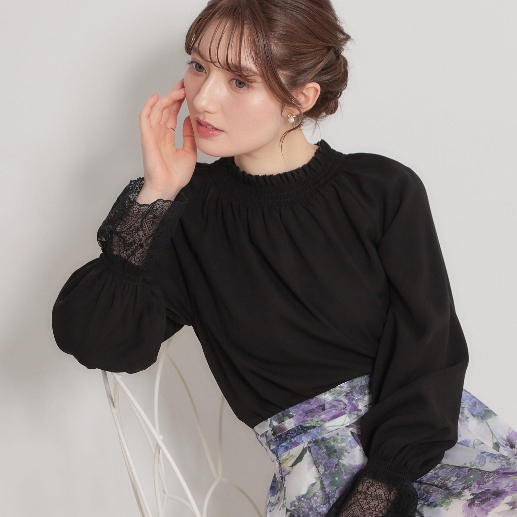 Couture broach「【通勤・着映え】レースカフス ピコシャーリング バックリボンブラウス」|シャツ・ブラウス|ブラック(019)