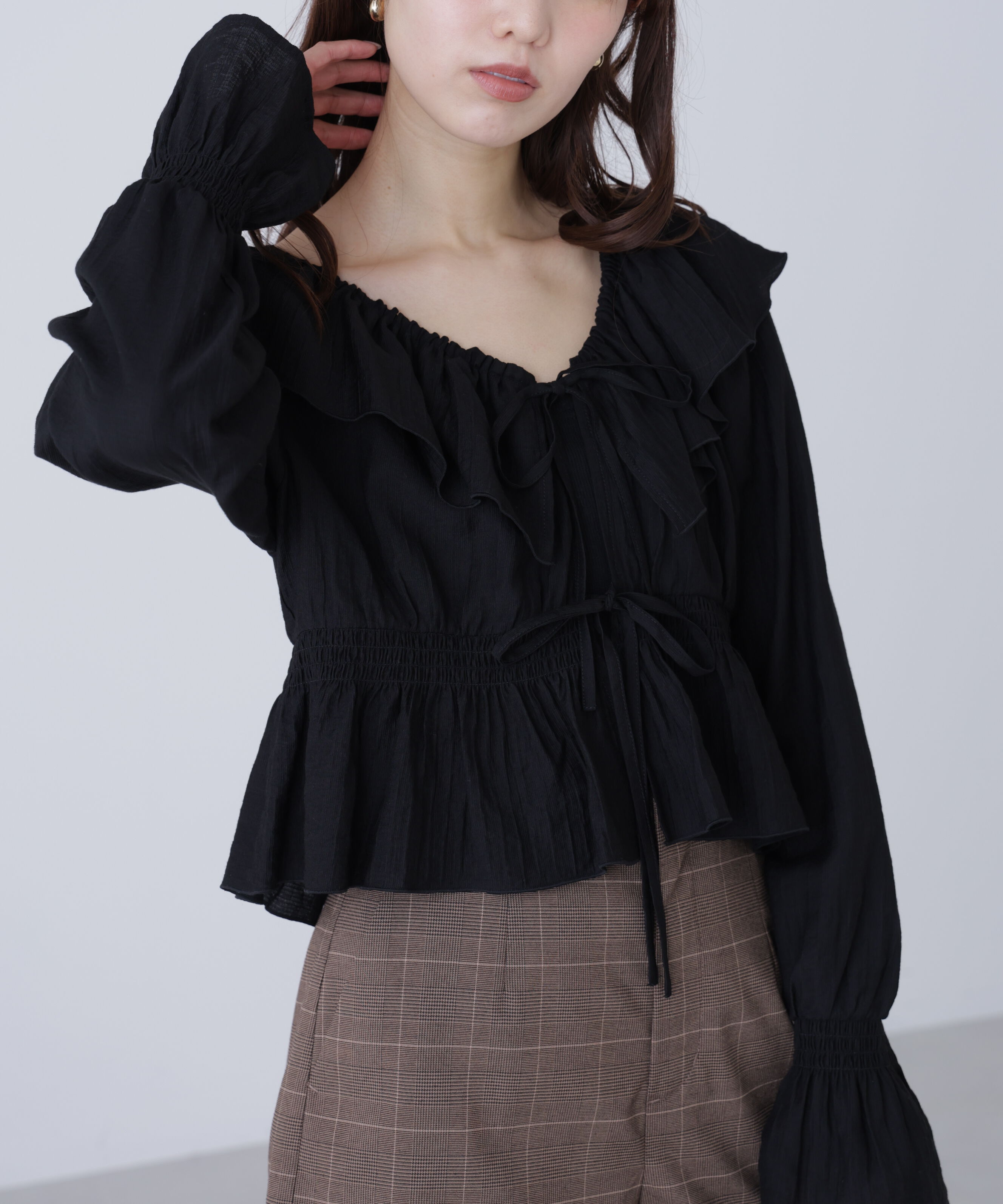  「衿フリルペプラム前開きブラウス」|シャツ・ブラウス|