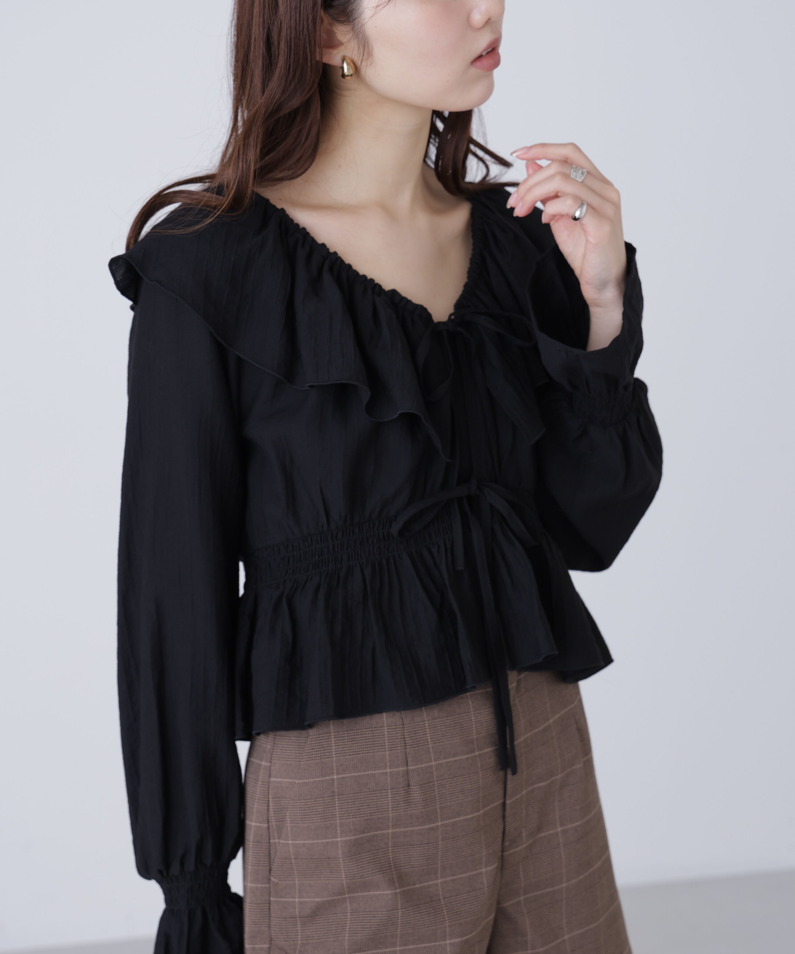  「衿フリルペプラム前開きブラウス」|シャツ・ブラウス|