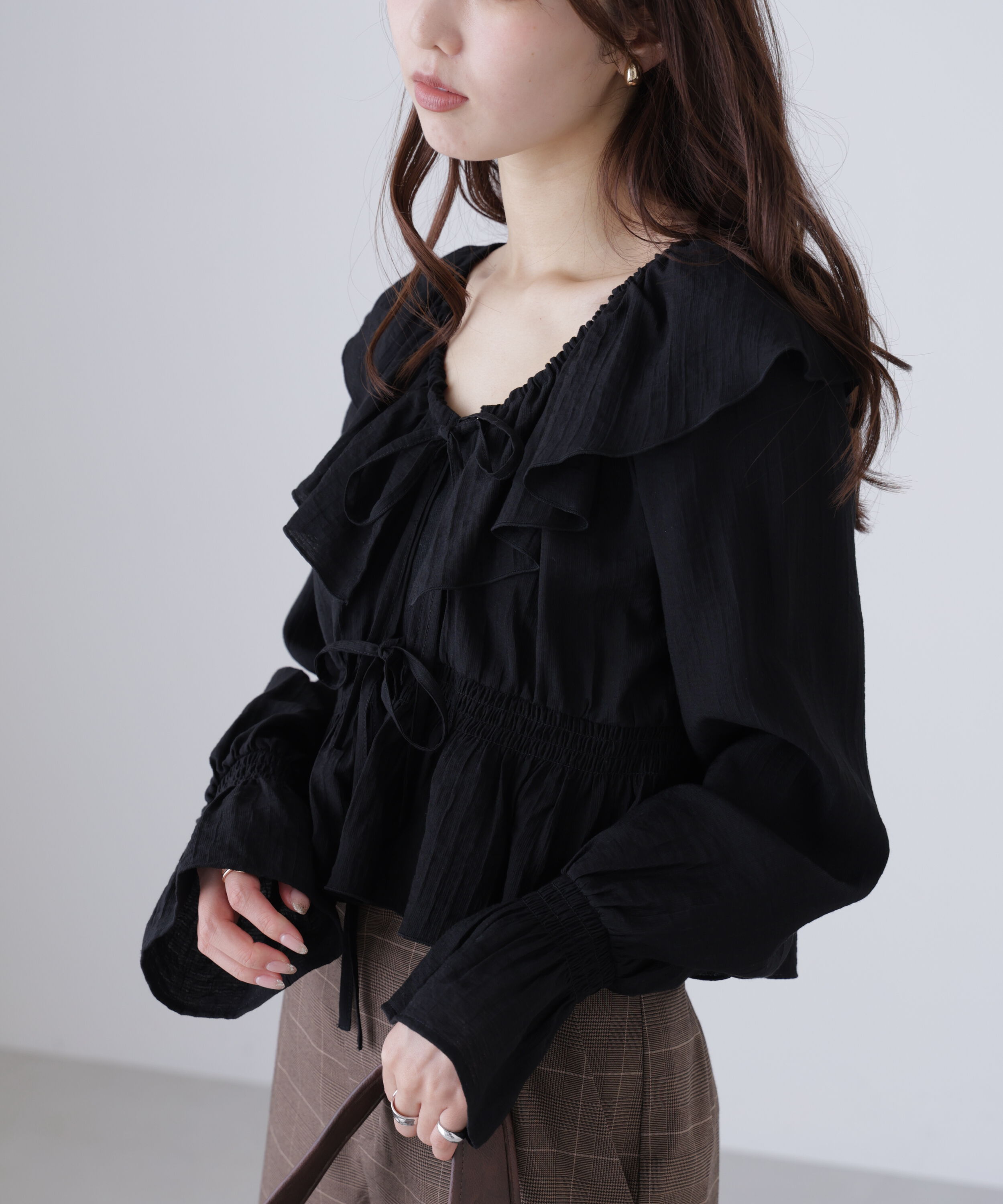  「衿フリルペプラム前開きブラウス」|シャツ・ブラウス|
