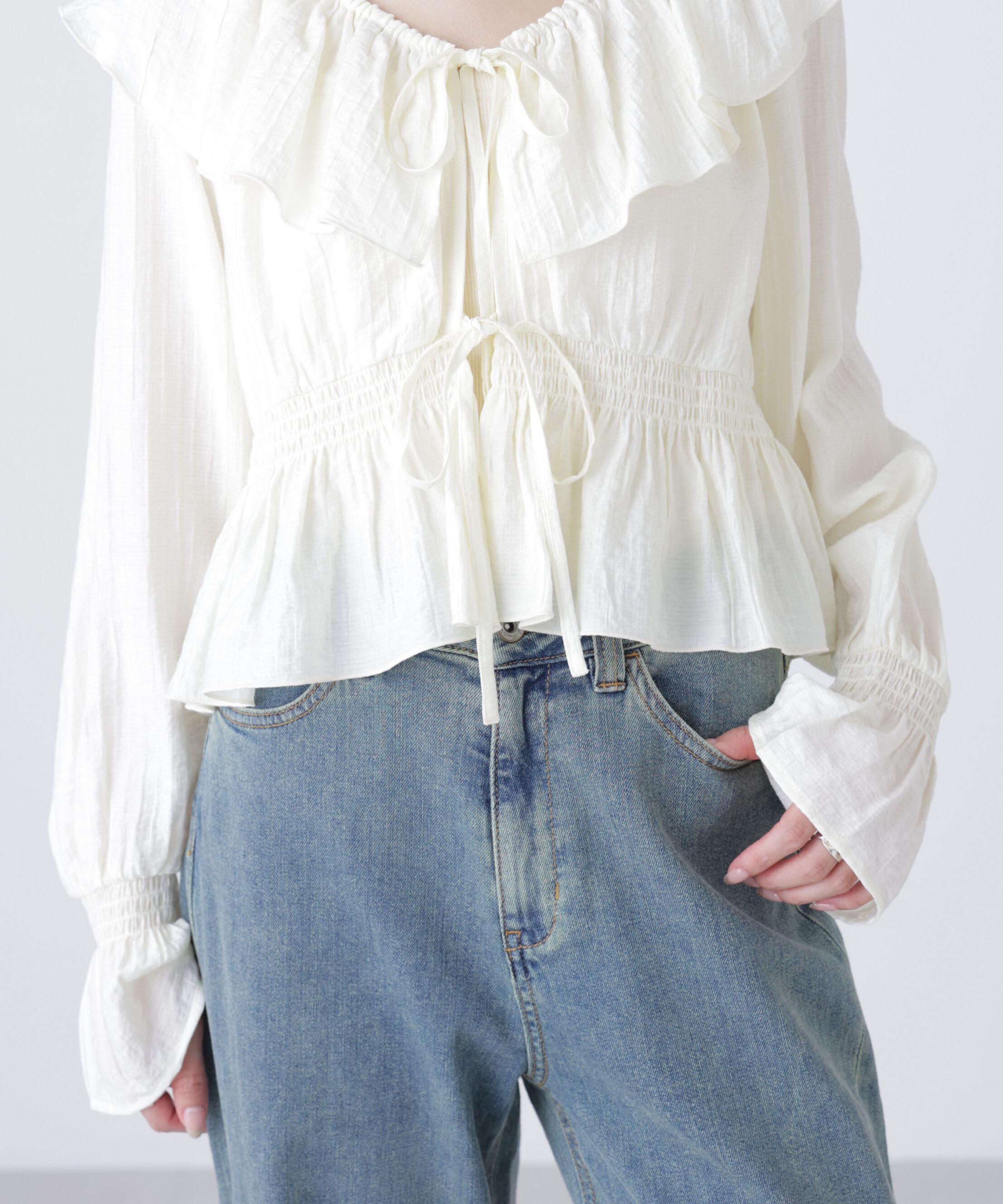  「衿フリルペプラム前開きブラウス」|シャツ・ブラウス|