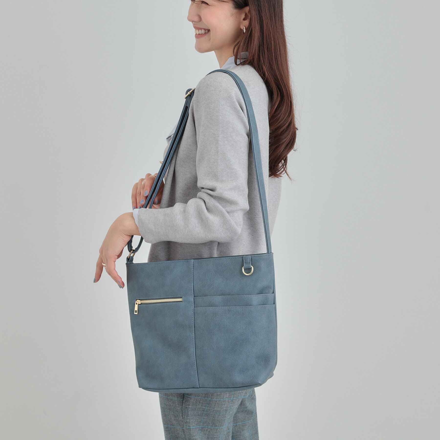 SHOO･LA･RUE「【8ポケット】フロント切替 ショルダーバッグ」|ショルダー・メッセンジャー|