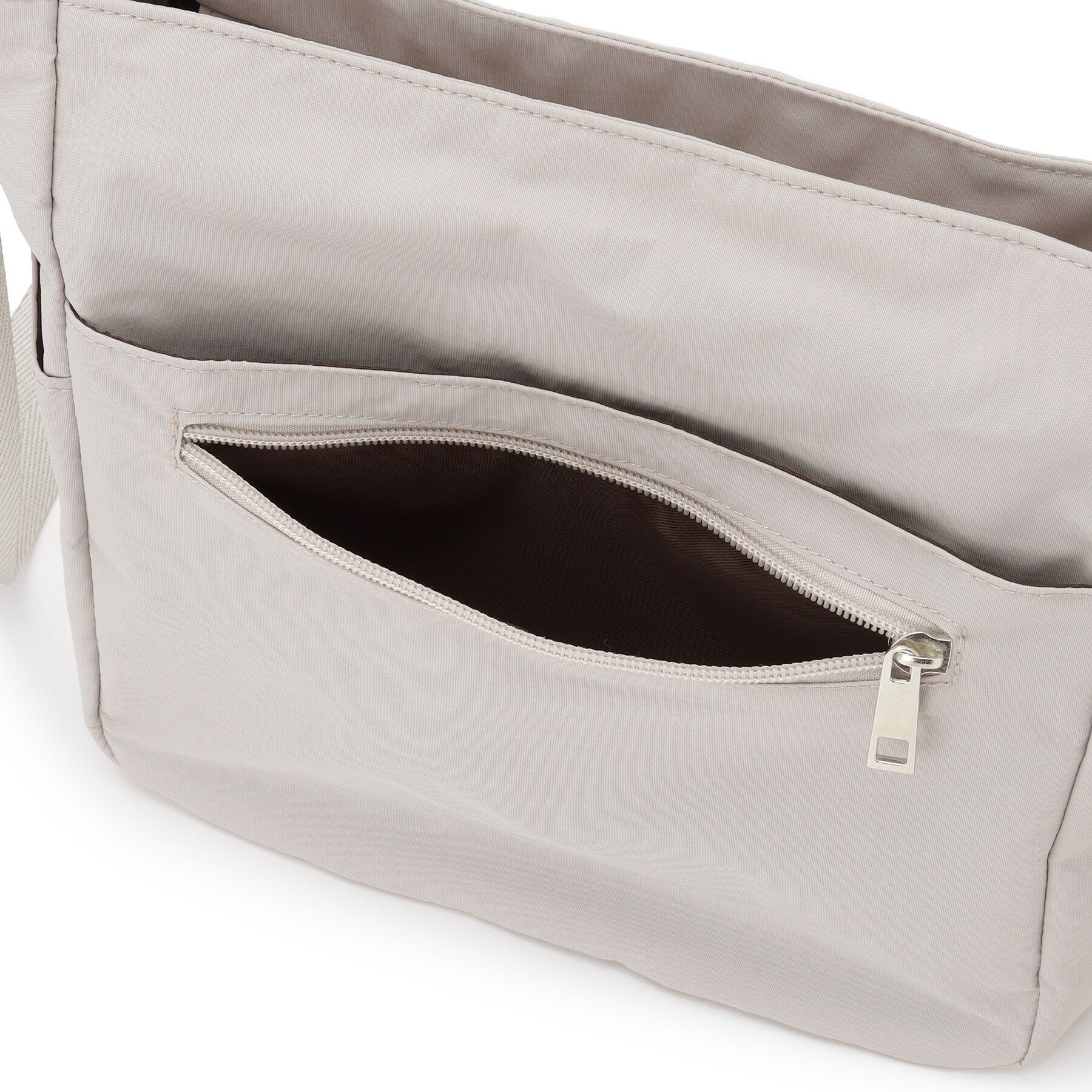 SHOO･LA･RUE「【撥水/軽量】驚きの収納力 10ポケットショルダーバッグ」|ショルダー・メッセンジャー|