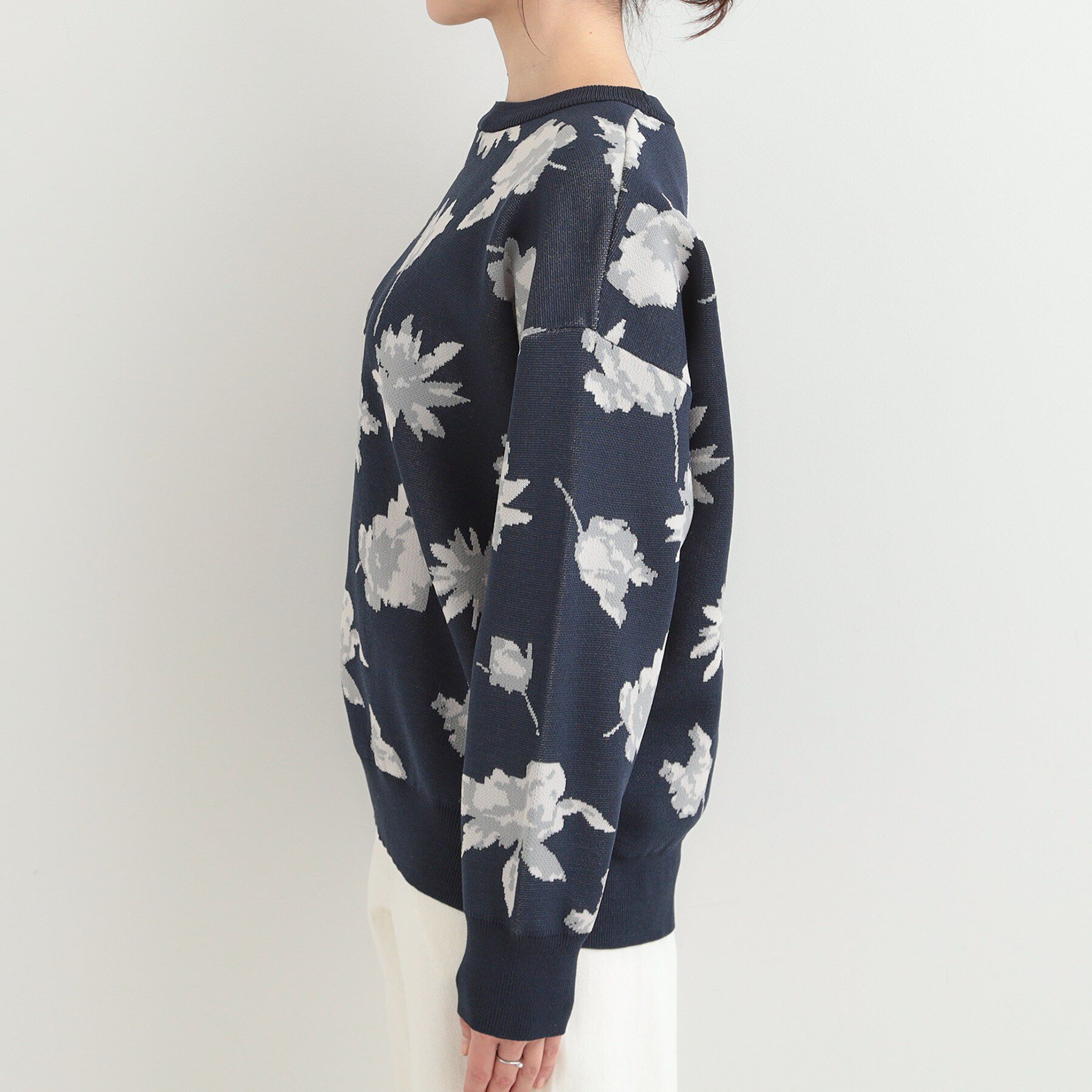 SHOO･LA･RUE「【洗濯機可/S-LL】ゆるシルエット フラワー柄スポンディッシュニット」|ニット・セーター|