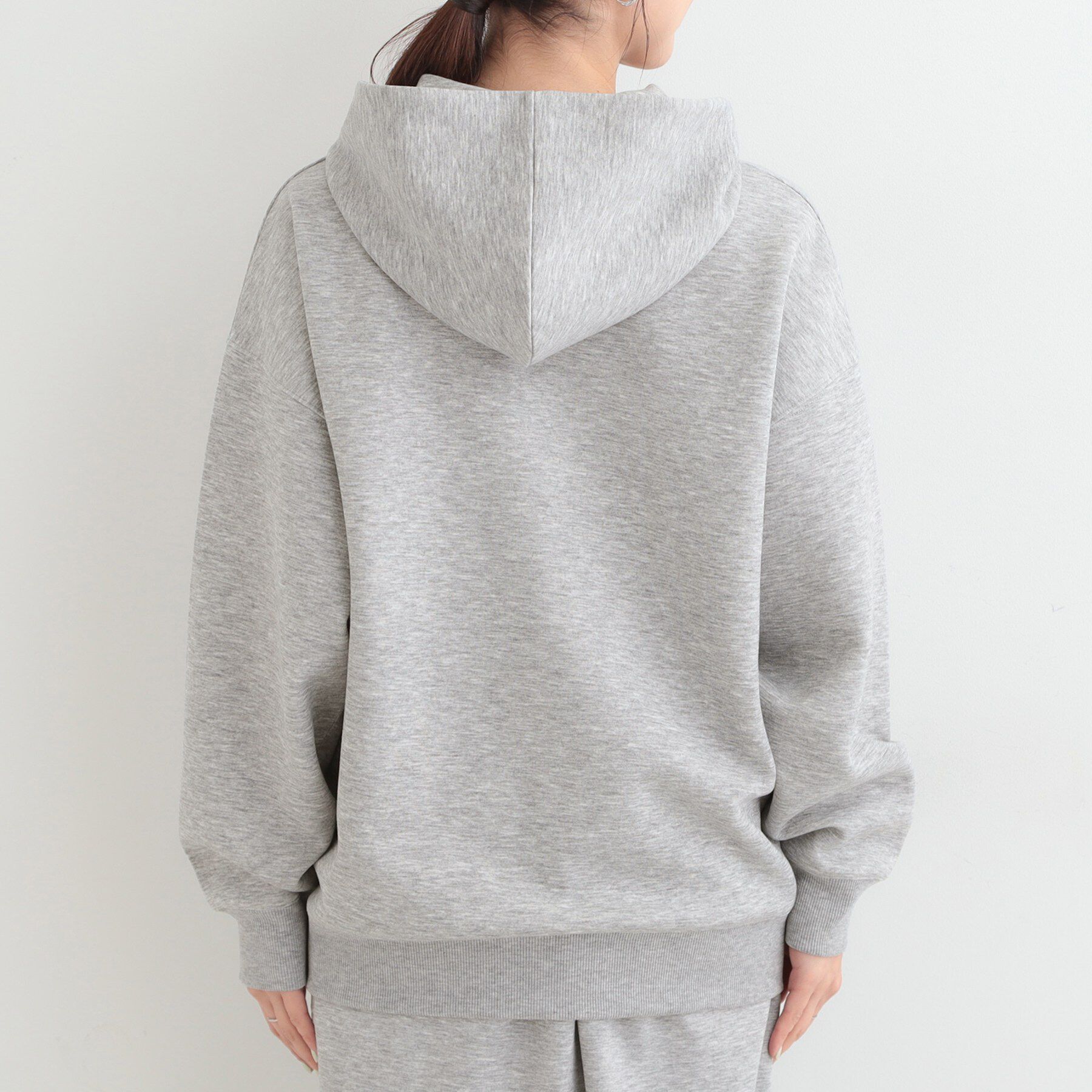 SHOO･LA･RUE「【セットアップ可/S-LL/なめらかタッチ】大人カジュアルスタイルに ZIPパーカ」|パーカー|