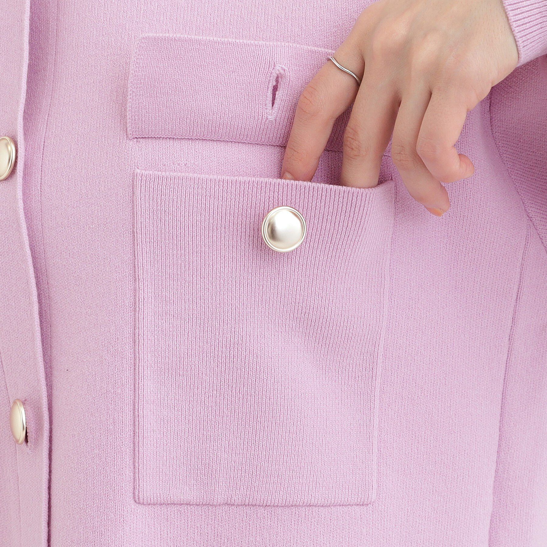 SHOO･LA･RUE「【洗濯機可/S-LL】金ボタンが華やかさを演出 ニットカーディガン」|カーディガン|