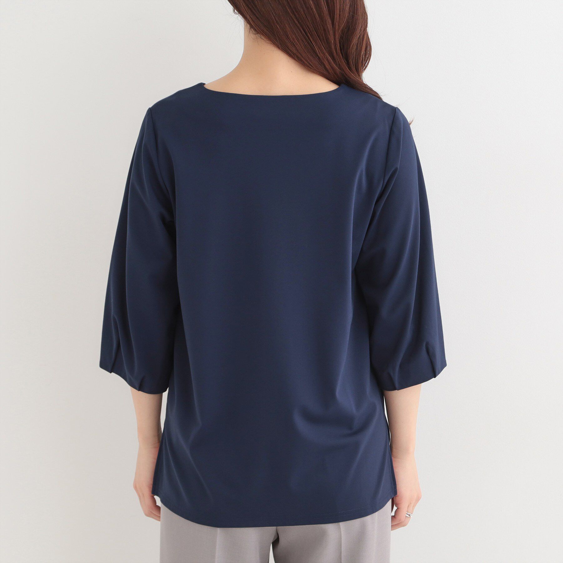 SHOO･LA･RUE「【洗濯機可/イージーケア/UV】パール調付きカットブラウス」|シャツ・ブラウス|