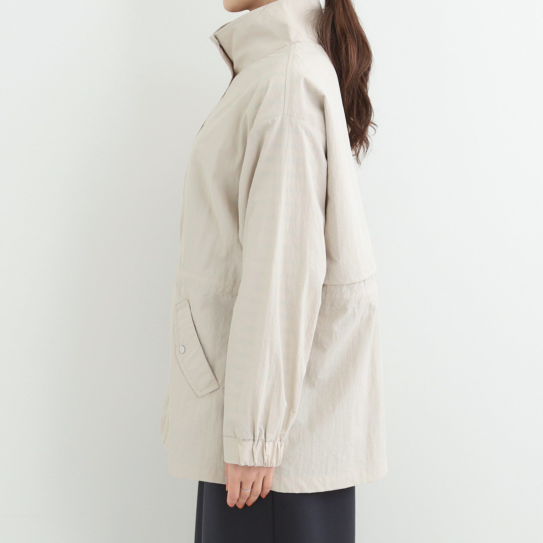 SHOO･LA･RUE「【防花粉/S-LL】ウエストマークですっきり見え　軽やかスタンドブルゾン」|ブルゾン・スタジャン|