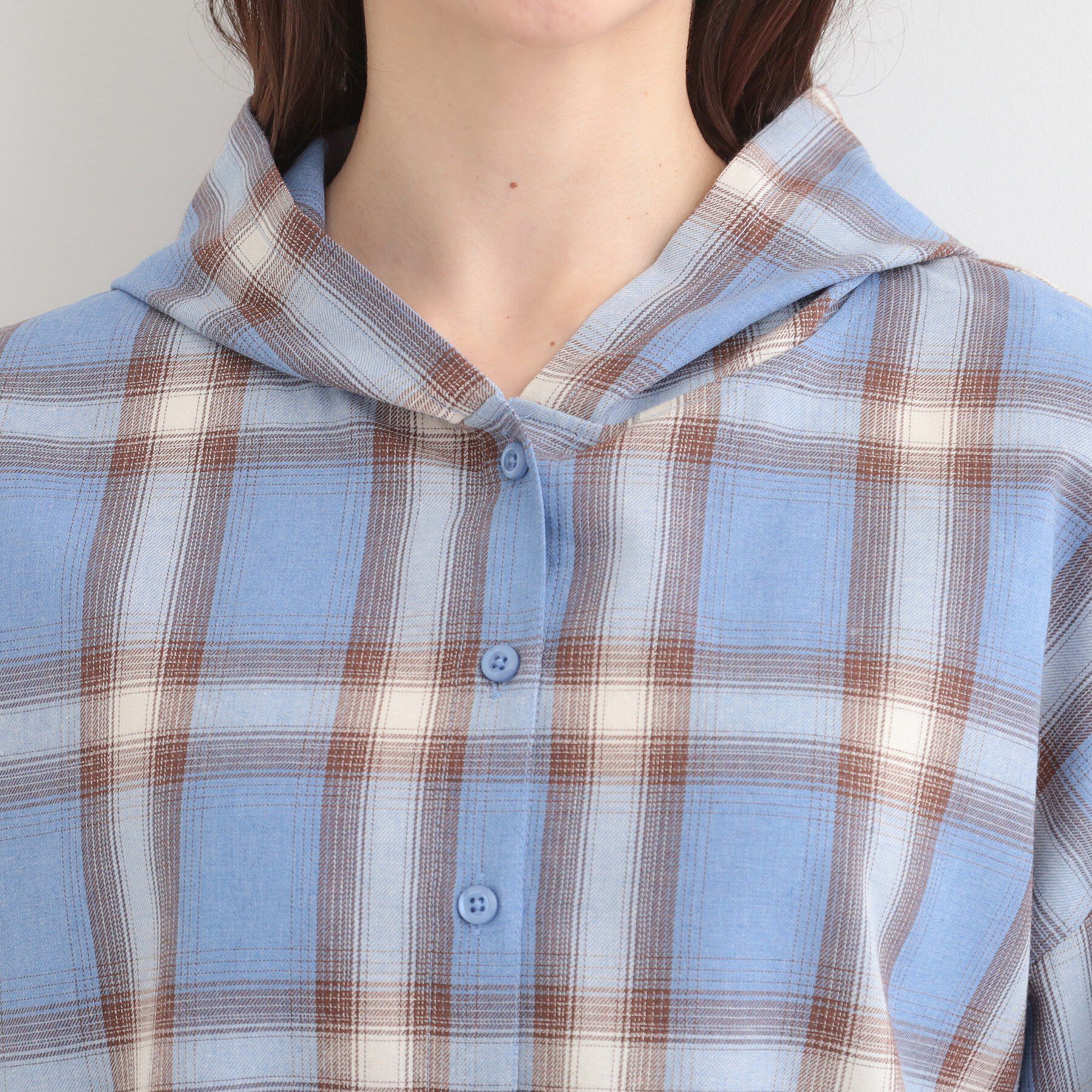 SHOO･LA･RUE「【洗濯機可/S-LL】涼しげで軽やかな チェックフーディーシャツ」|シャツ・ブラウス|