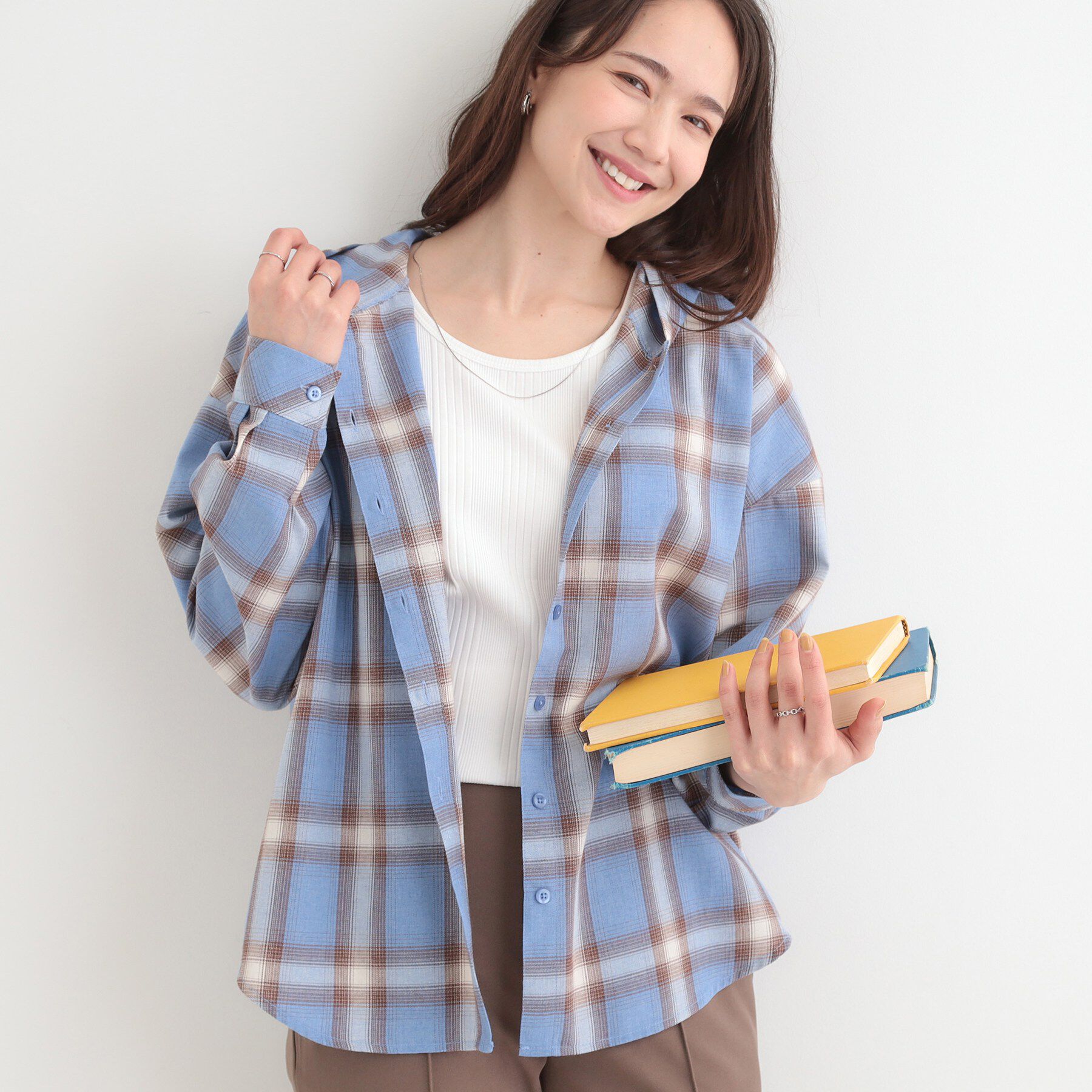 SHOO･LA･RUE「【洗濯機可/S-LL】涼しげで軽やかな チェックフーディーシャツ」|シャツ・ブラウス|ブルー(291)