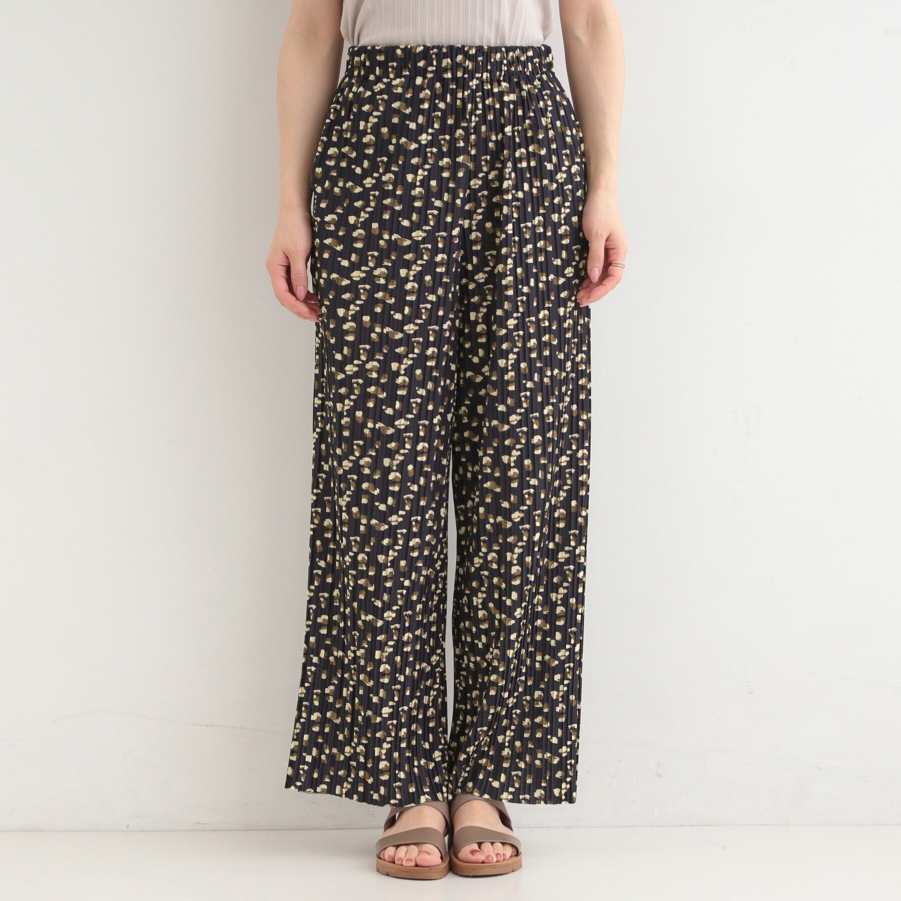 SHOO･LA･RUE「【S-LL/柄が選べる】ウエストゴムでらくちん 上品な光沢感　大人プリーツイージーパンツ」|その他|