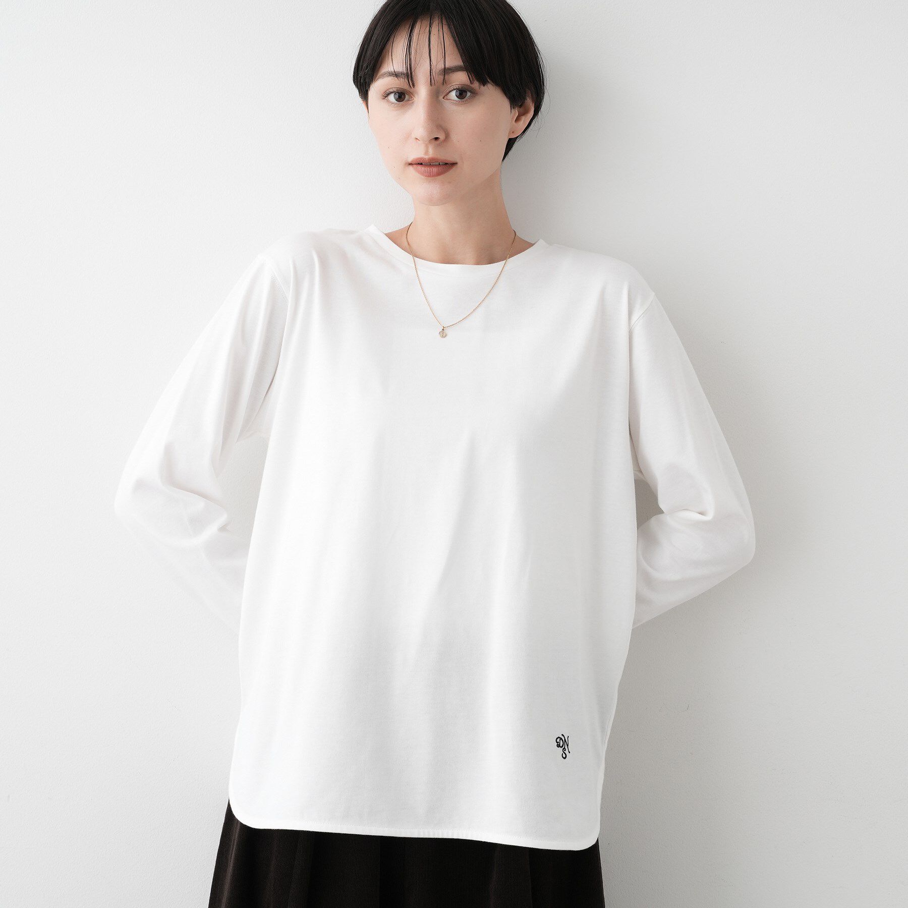 Dessin「【選べる首元デザイン/洗える】クルーネックロングTシャツ」|Tシャツ・カットソー|ホワイト(002)