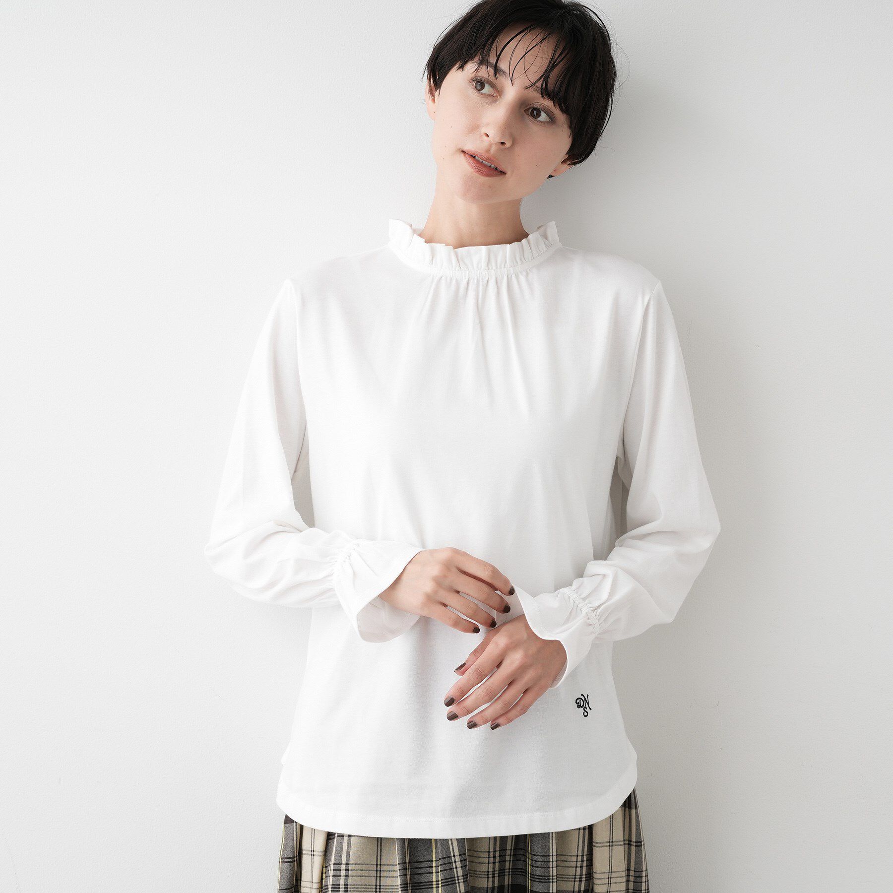 Dessin「【選べる首元デザイン/洗える】ネックフリルロングカットソー」|Tシャツ・カットソー|ホワイト(002)