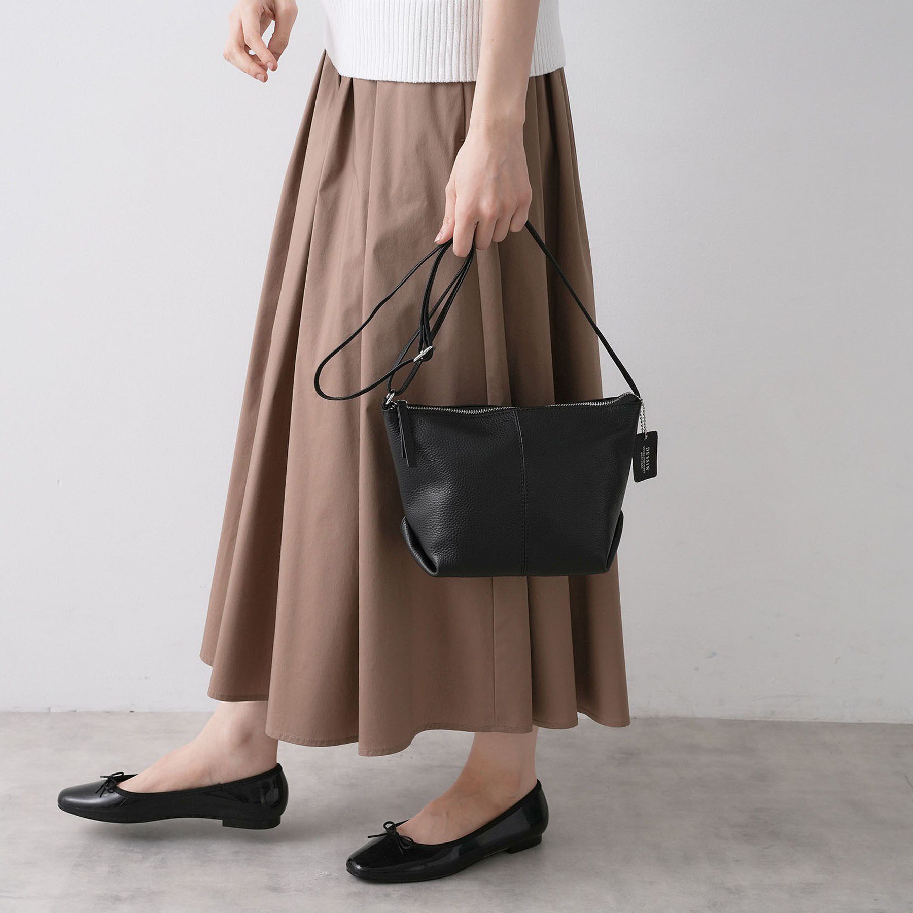 Dessin「【本革】ミニショルダーバッグ」|ショルダー・メッセンジャー|ブラック(019)