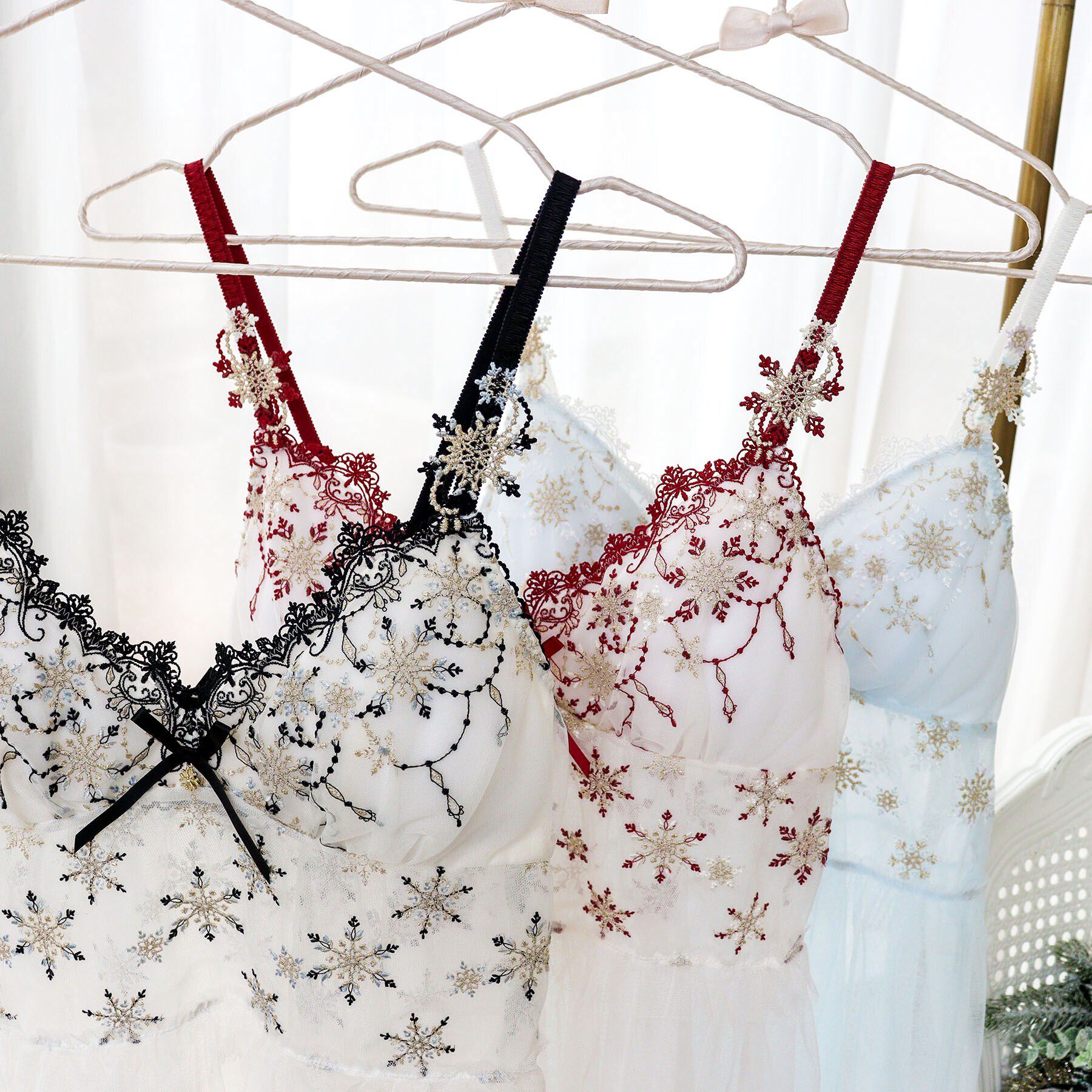 Risa Magli「グレッタ カップ付キャミソール」|キャミソール|