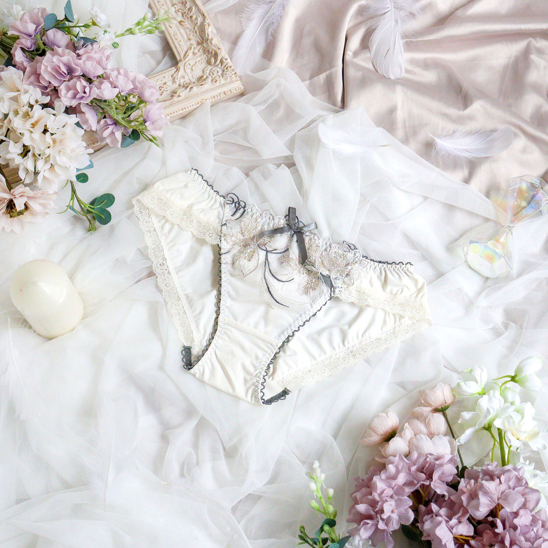 Risa Magli「ジェシカ ノーマルショーツ」|インナー|アイボリー(004)