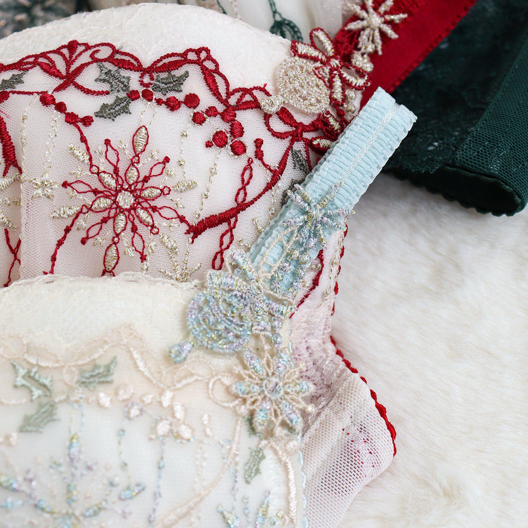 Risa Magli「【ルビー】 ブラジャー （D-F） ＜Side Shape（サイドシェイプ）＞」|インナー|